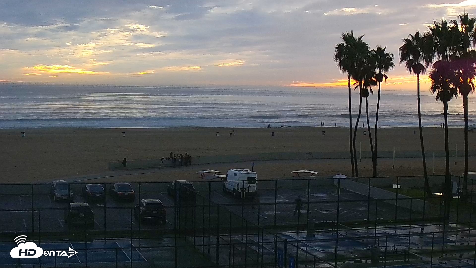 Snapshot of Venice Beach Wide View Live Webcam taken Sep 6, 2026, 7:33pm PDT