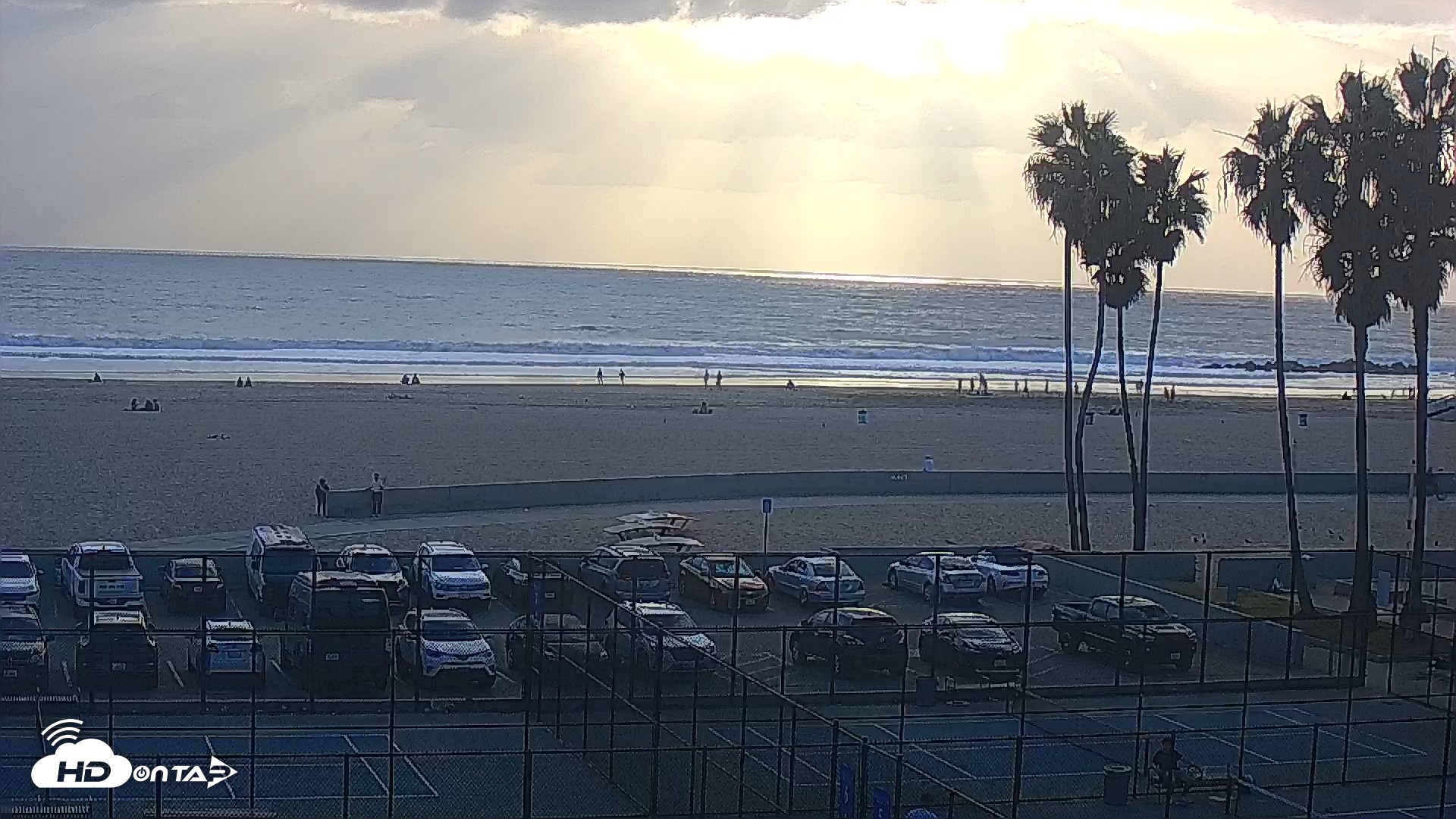 Snapshot of Venice Beach Wide View Live Webcam taken Oct 11, 2026, 5:36pm PDT
