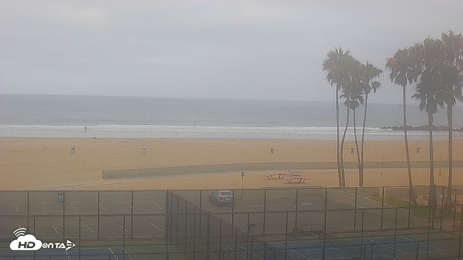 Snapshot of Venice Beach Wide View Live Webcam taken Jul 3, 2026, 6:46am PDT