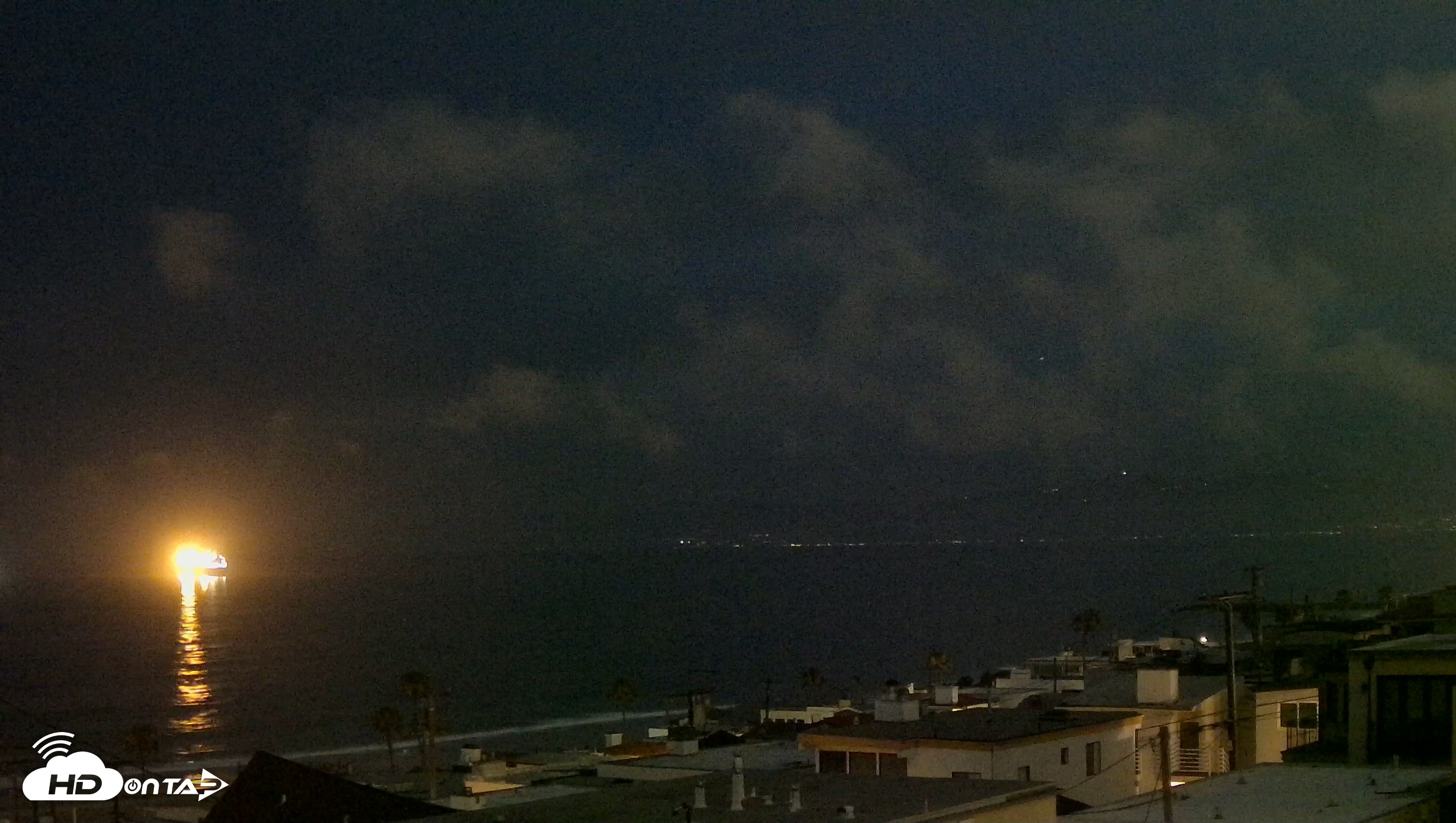 Snapshot of Santa Monica Bay Live Webcam taken Apr 6, 2026, 5:58am PDT