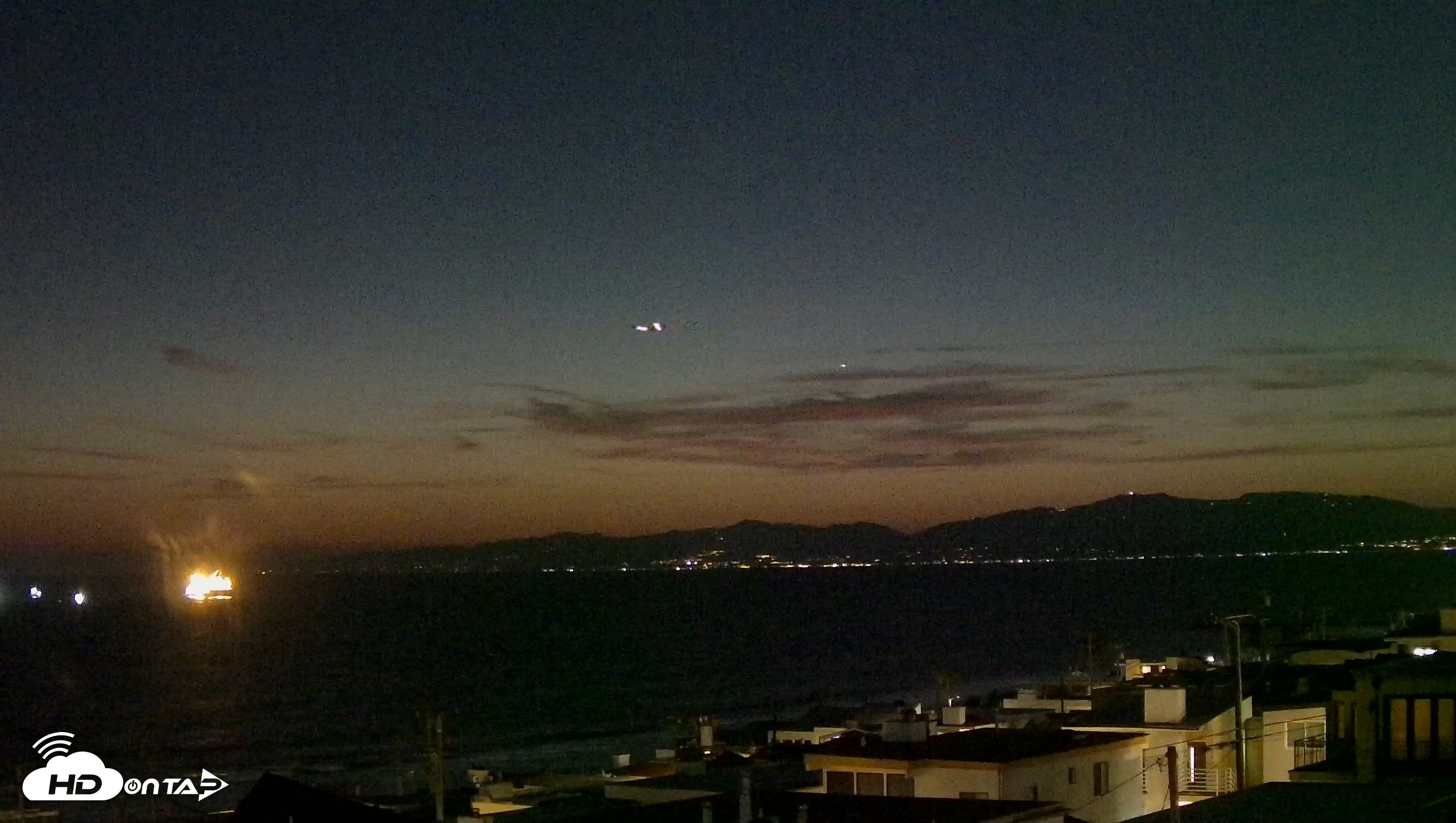 Snapshot of Santa Monica Bay Live Webcam taken May 13, 2026, 8:44pm PDT
