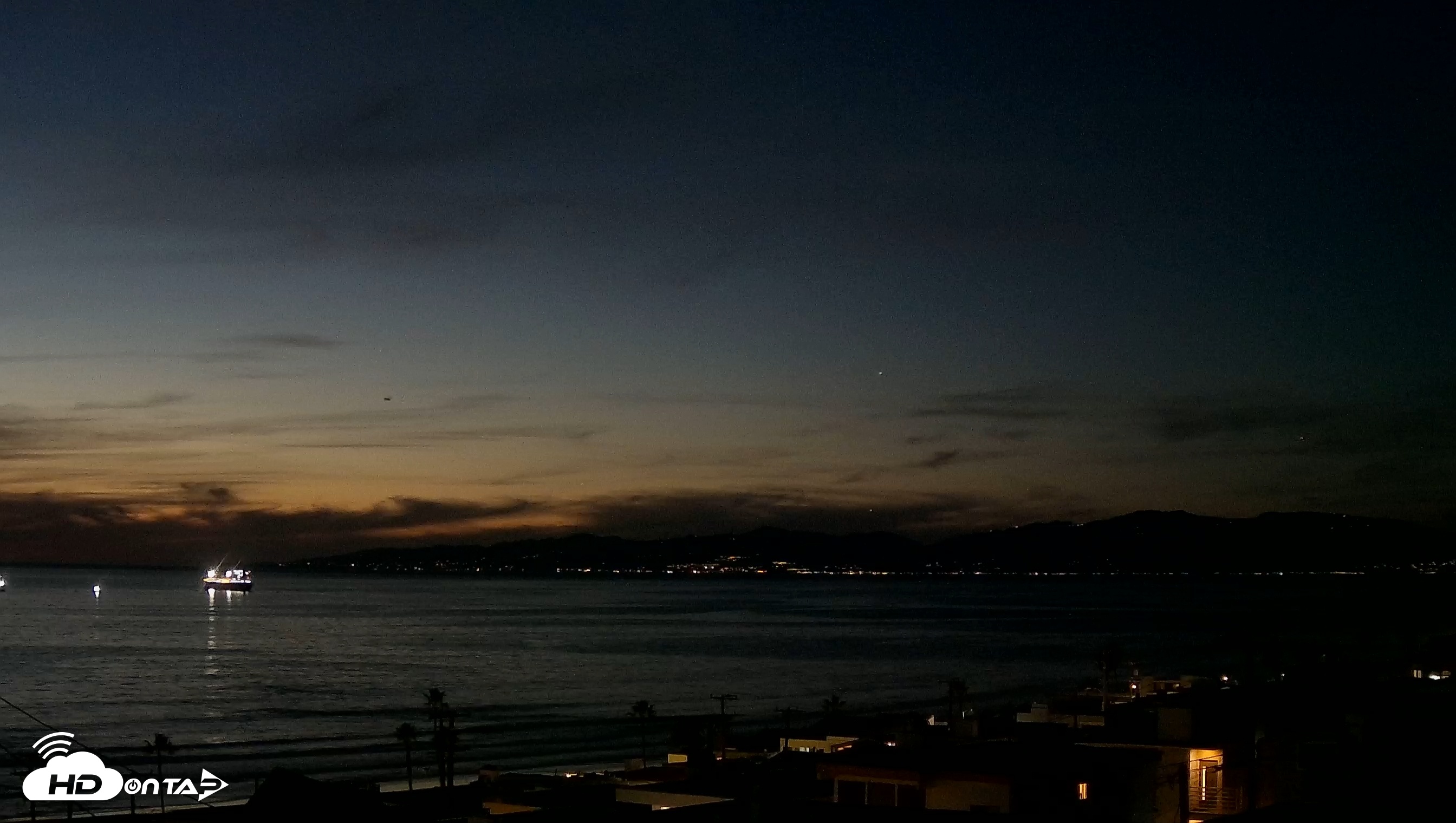 Snapshot of Santa Monica Bay Live Webcam taken Nov 26, 2025, 5:28pm PST