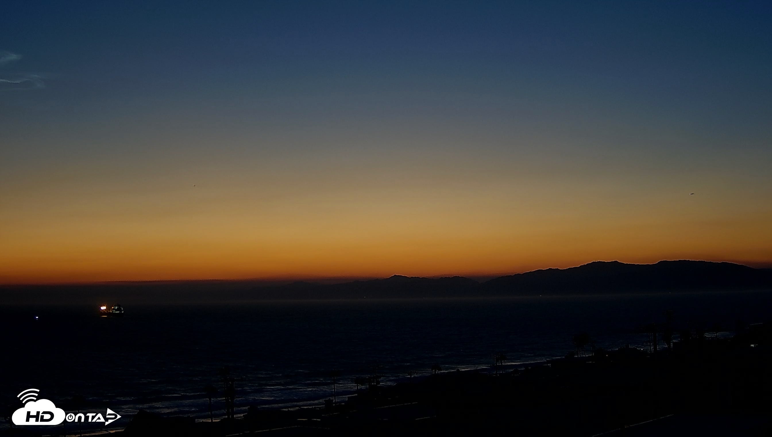 Snapshot of Santa Monica Bay Live Webcam taken May 19, 2026, 8:16pm PDT
