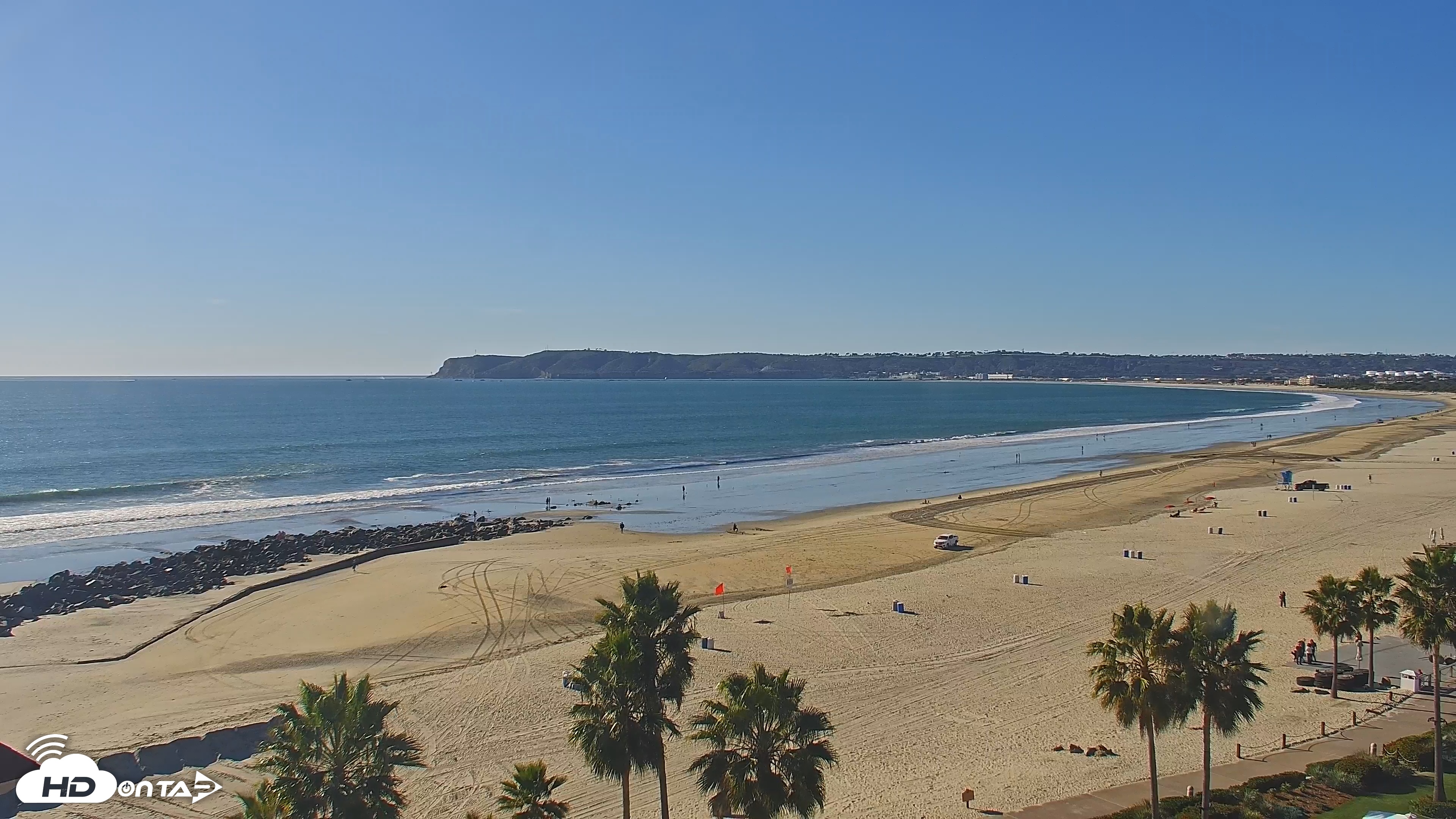 Snapshot of Hotel Del Coronado 4K Roaming Live Cam taken Dec 4, 2025, 1:51pm PST