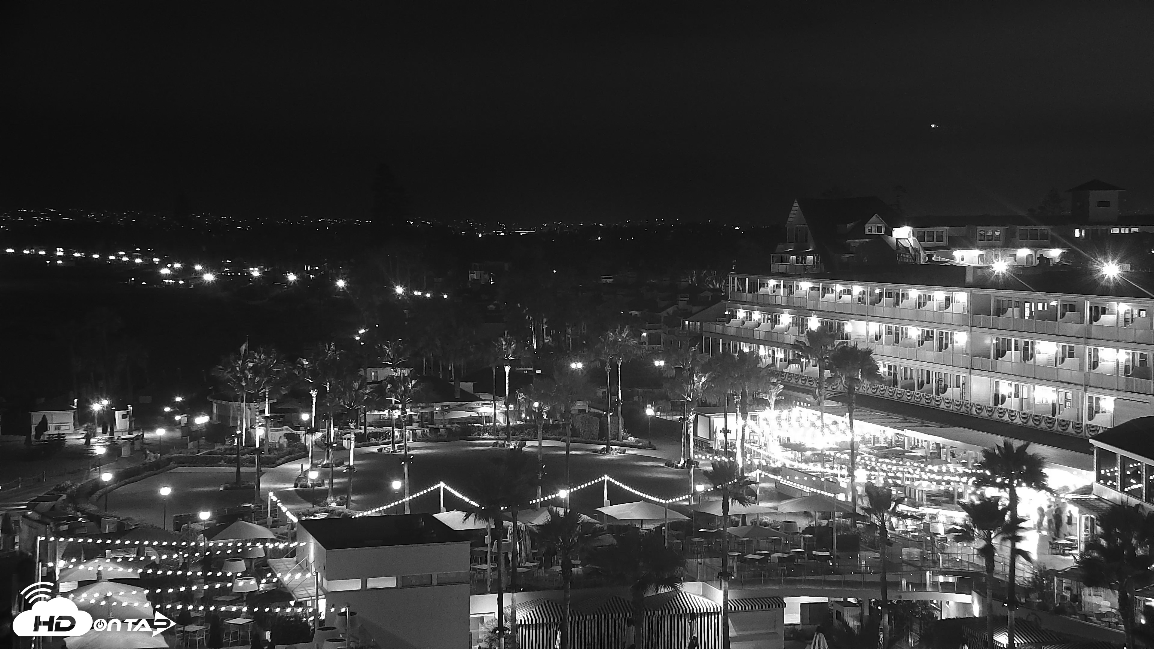 Snapshot of Hotel Del Coronado 4K Roaming Live Cam taken Jun 17, 2026, 10:29pm PDT