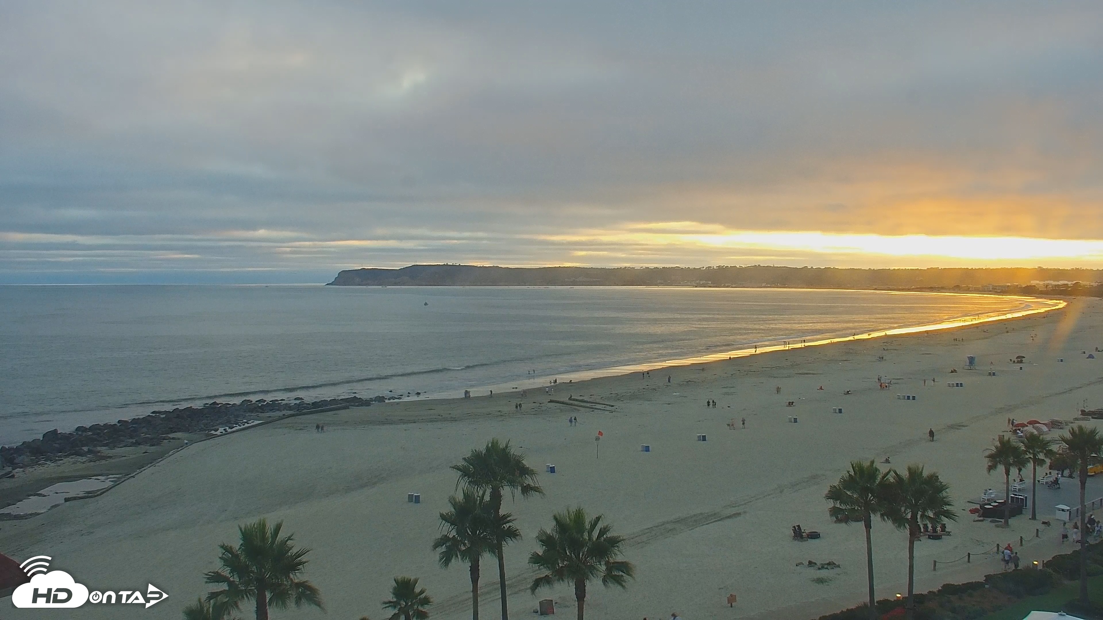 Snapshot of Hotel Del Coronado 4K Roaming Live Cam taken Jul 15, 2025, 7:32pm PDT