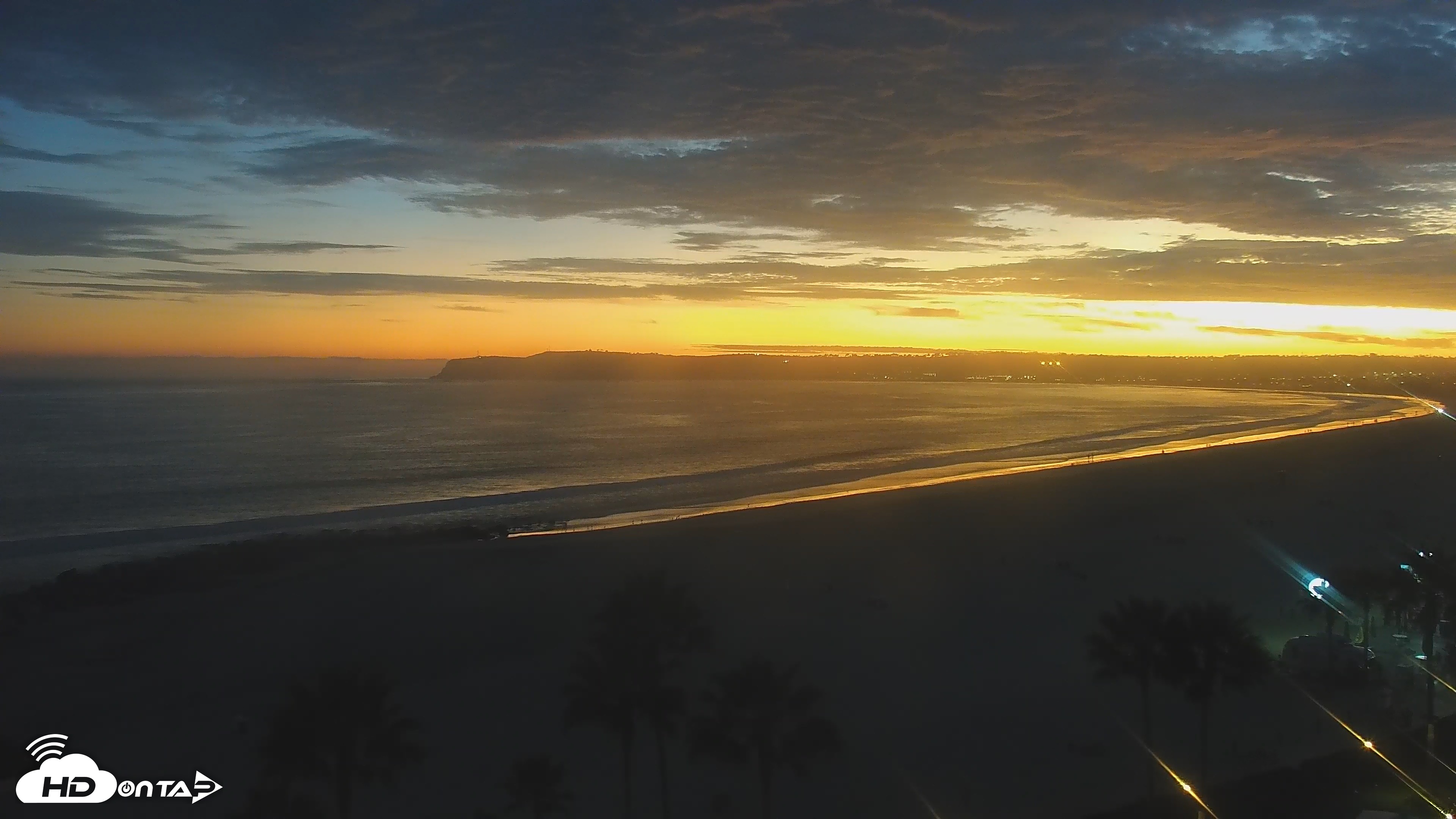 Snapshot of Hotel Del Coronado 4K Roaming Live Cam taken Jul 20, 2026, 8:22pm PDT