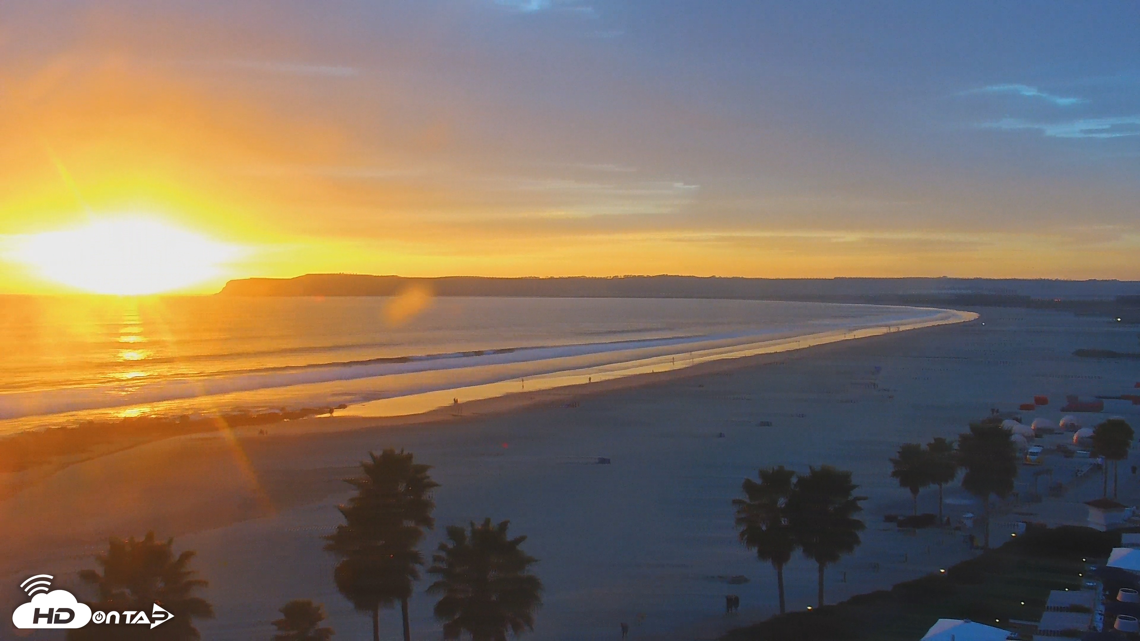 Snapshot of Hotel Del Coronado 4K Roaming Live Cam taken Feb 5, 2026, 5:20pm PST