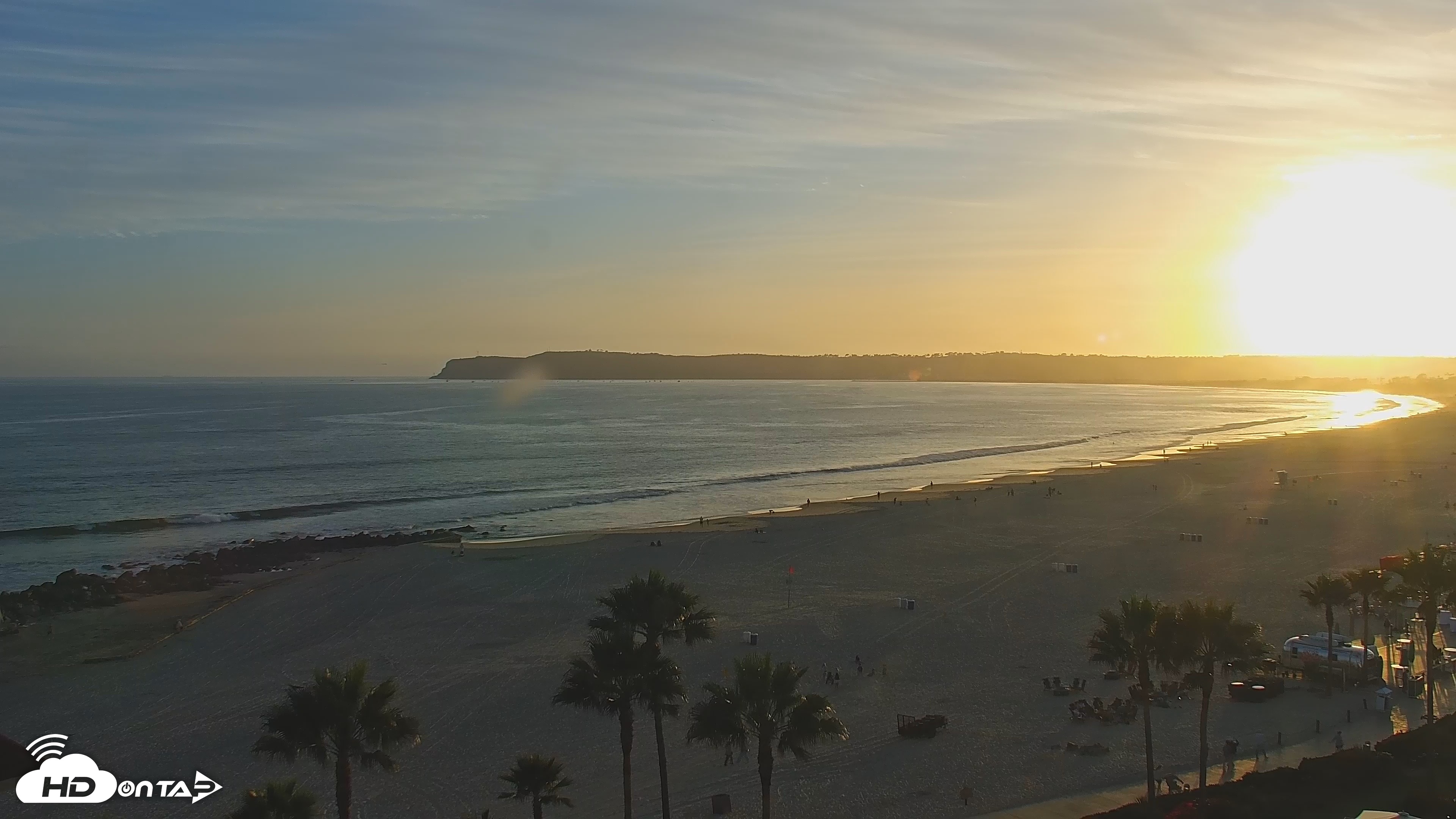 Snapshot of Hotel Del Coronado 4K Roaming Live Cam taken Jun 8, 2026, 7:32pm PDT