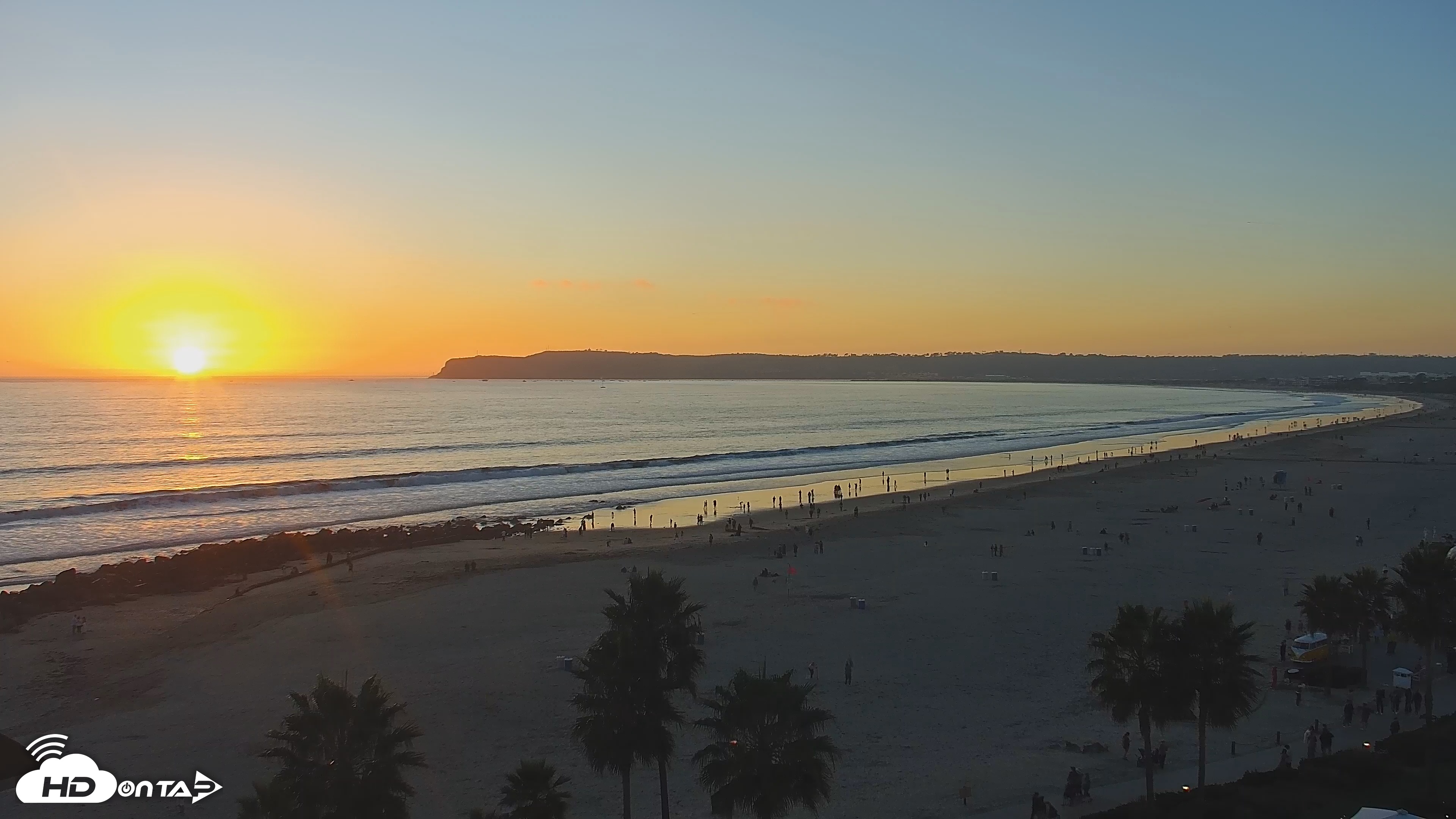 Snapshot of Hotel Del Coronado 4K Roaming Live Cam taken Nov 23, 2025, 4:41pm PST