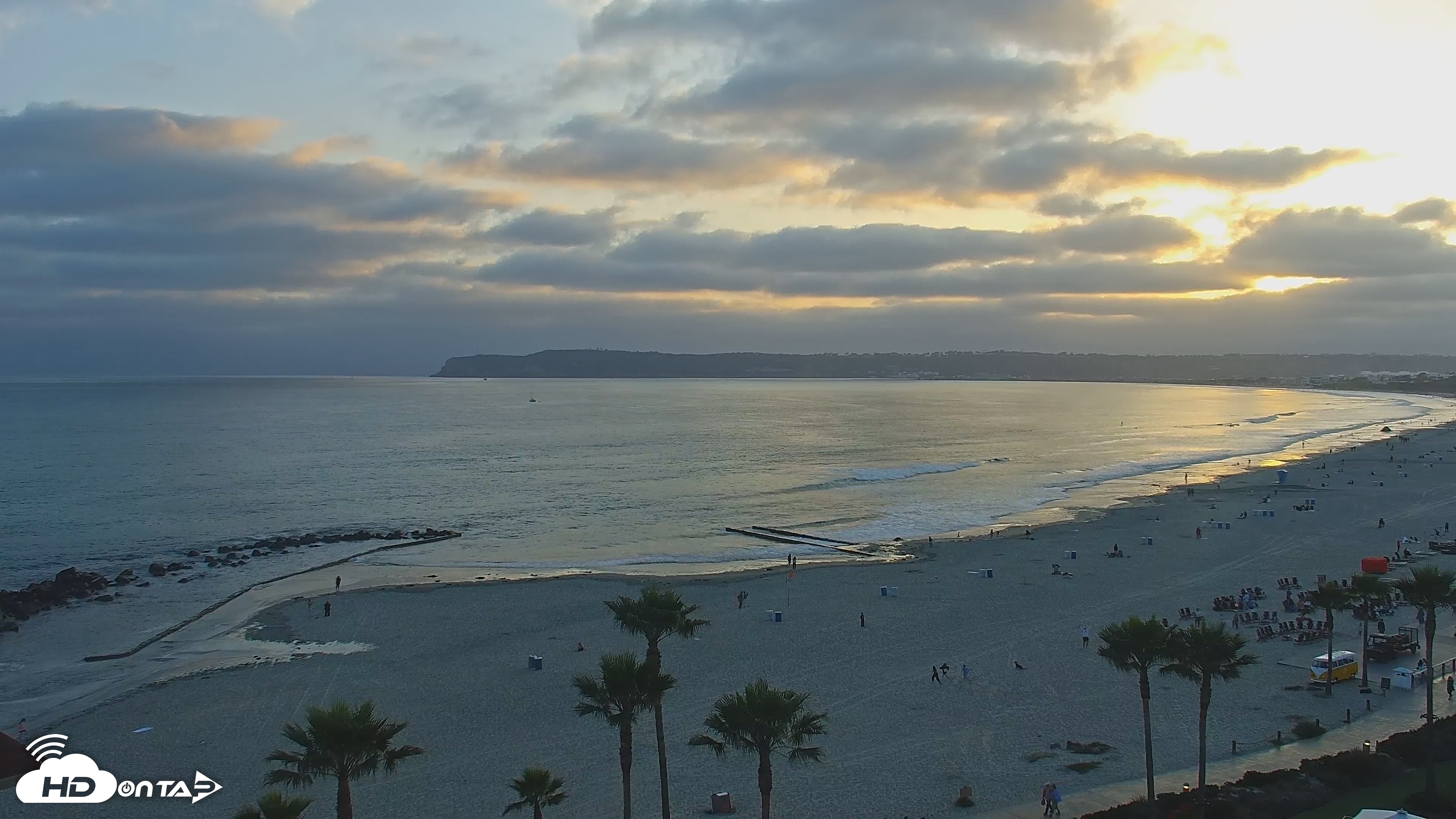 Snapshot of Hotel Del Coronado 4K Roaming Live Cam taken May 24, 2025, 7:27pm PDT