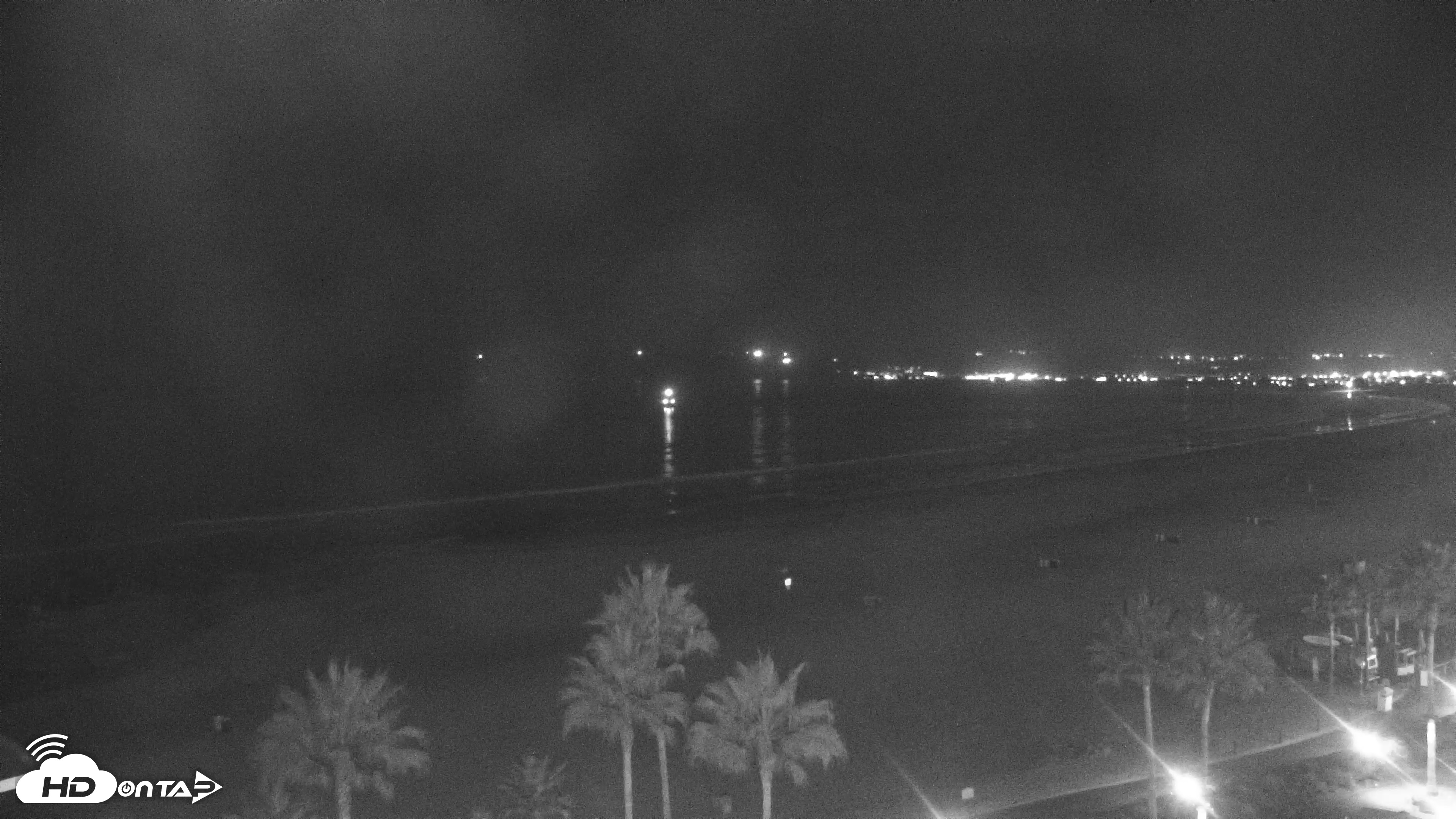 Snapshot of Hotel Del Coronado 4K Roaming Live Cam taken Jul 26, 2026, 2:06am PDT