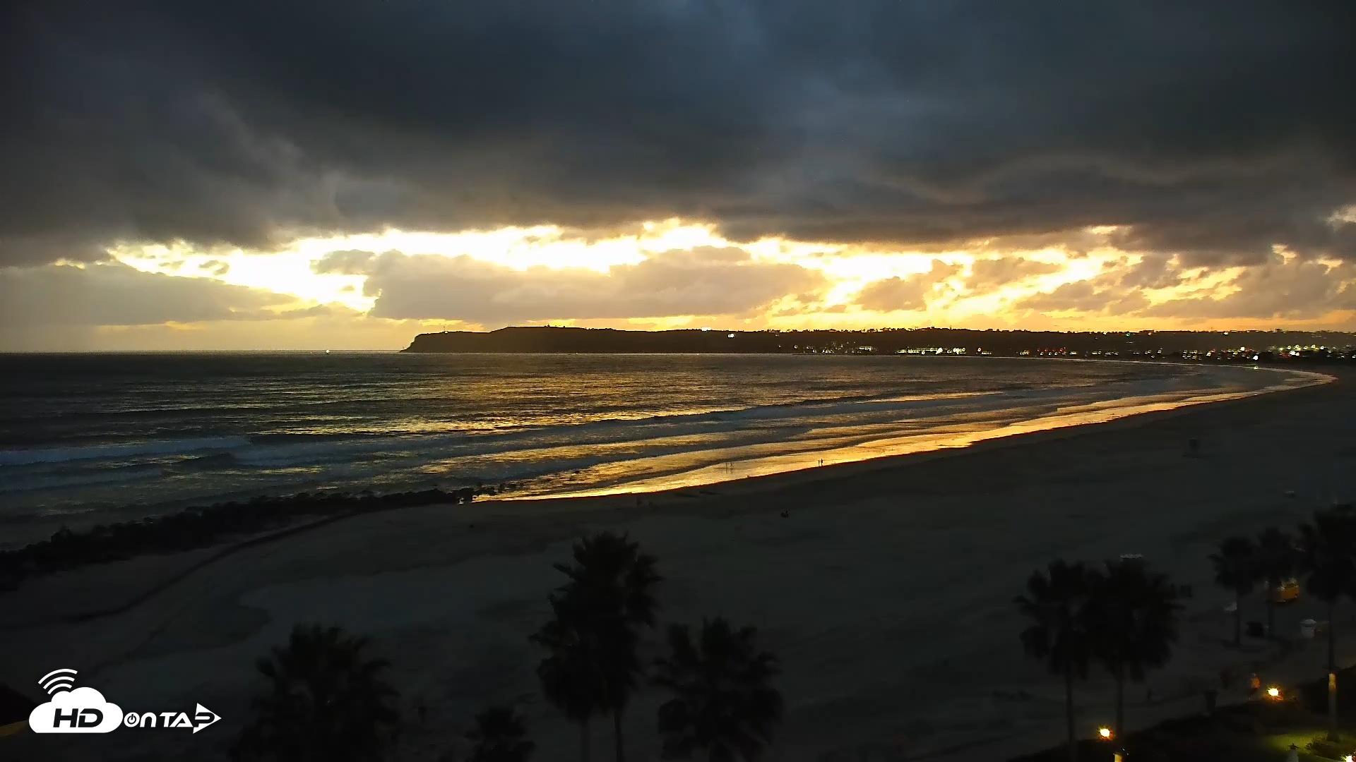 Snapshot of Hotel Del Coronado 4K Roaming Live Cam taken Feb 17, 2026, 6:00pm PST