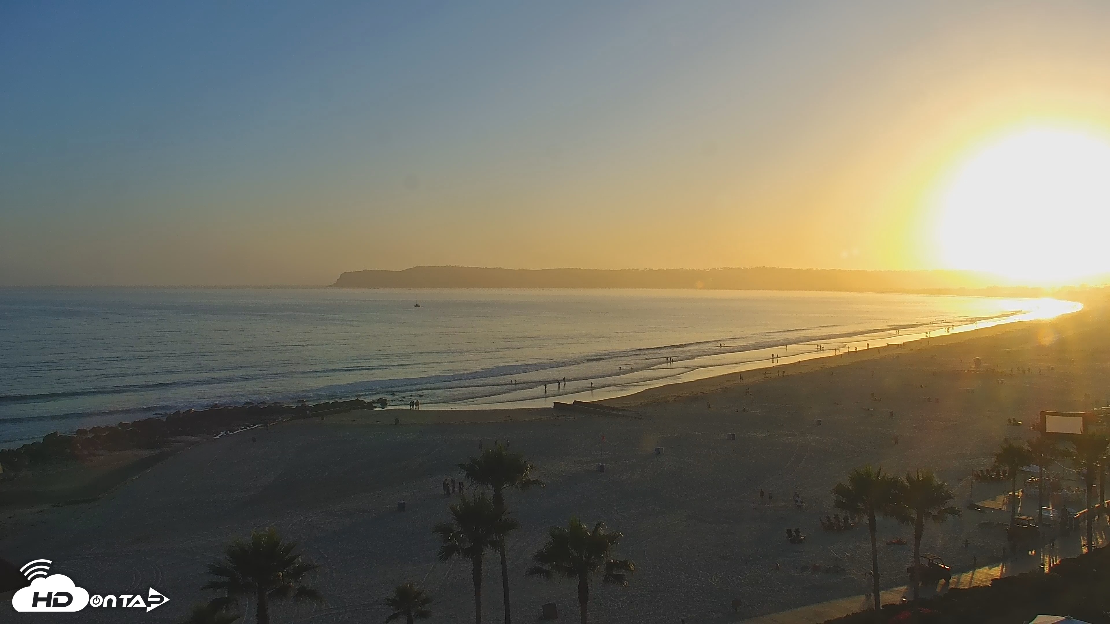 Snapshot of Hotel Del Coronado 4K Roaming Live Cam taken Jun 17, 2025, 7:34pm PDT