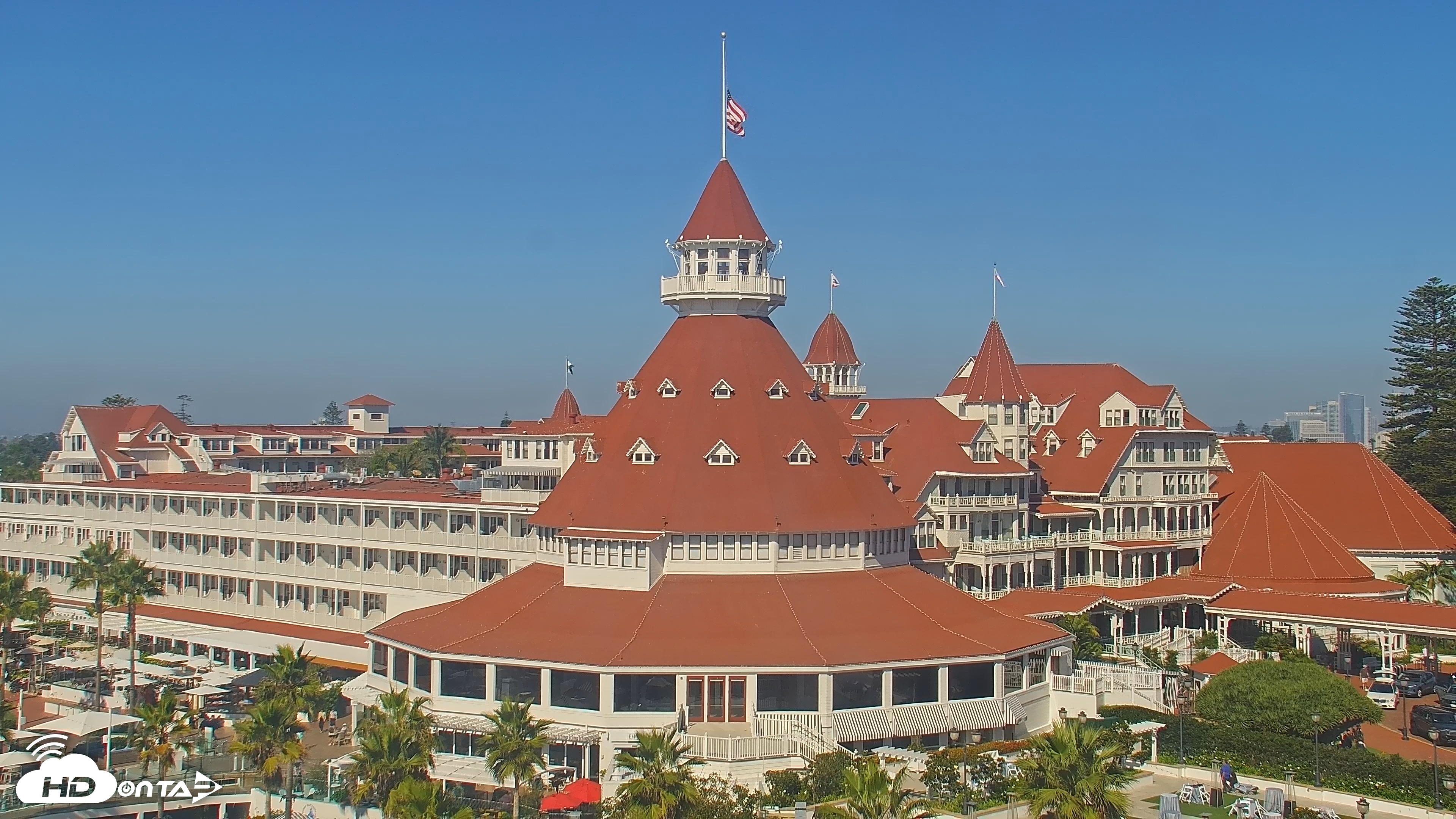 Snapshot of Hotel Del Coronado 4K Roaming Live Cam taken Nov 9, 2025, 12:01pm PST