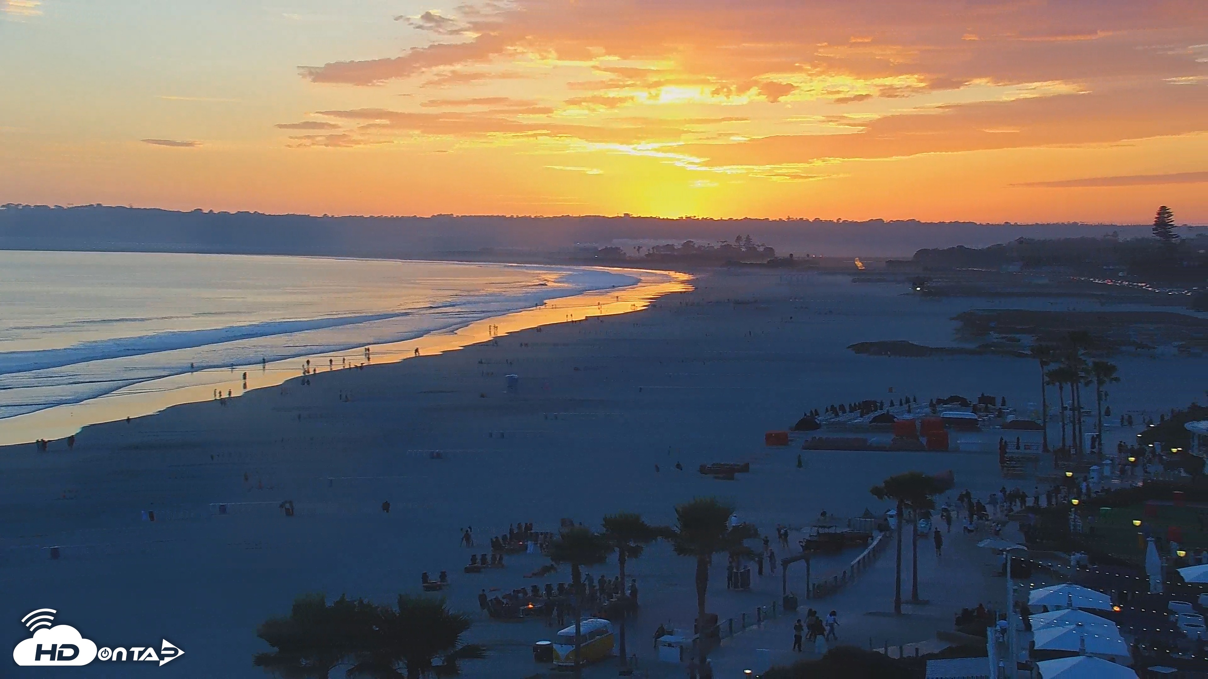 Snapshot of Hotel Del Coronado 4K Roaming Live Cam taken Jun 1, 2025, 7:49pm PDT