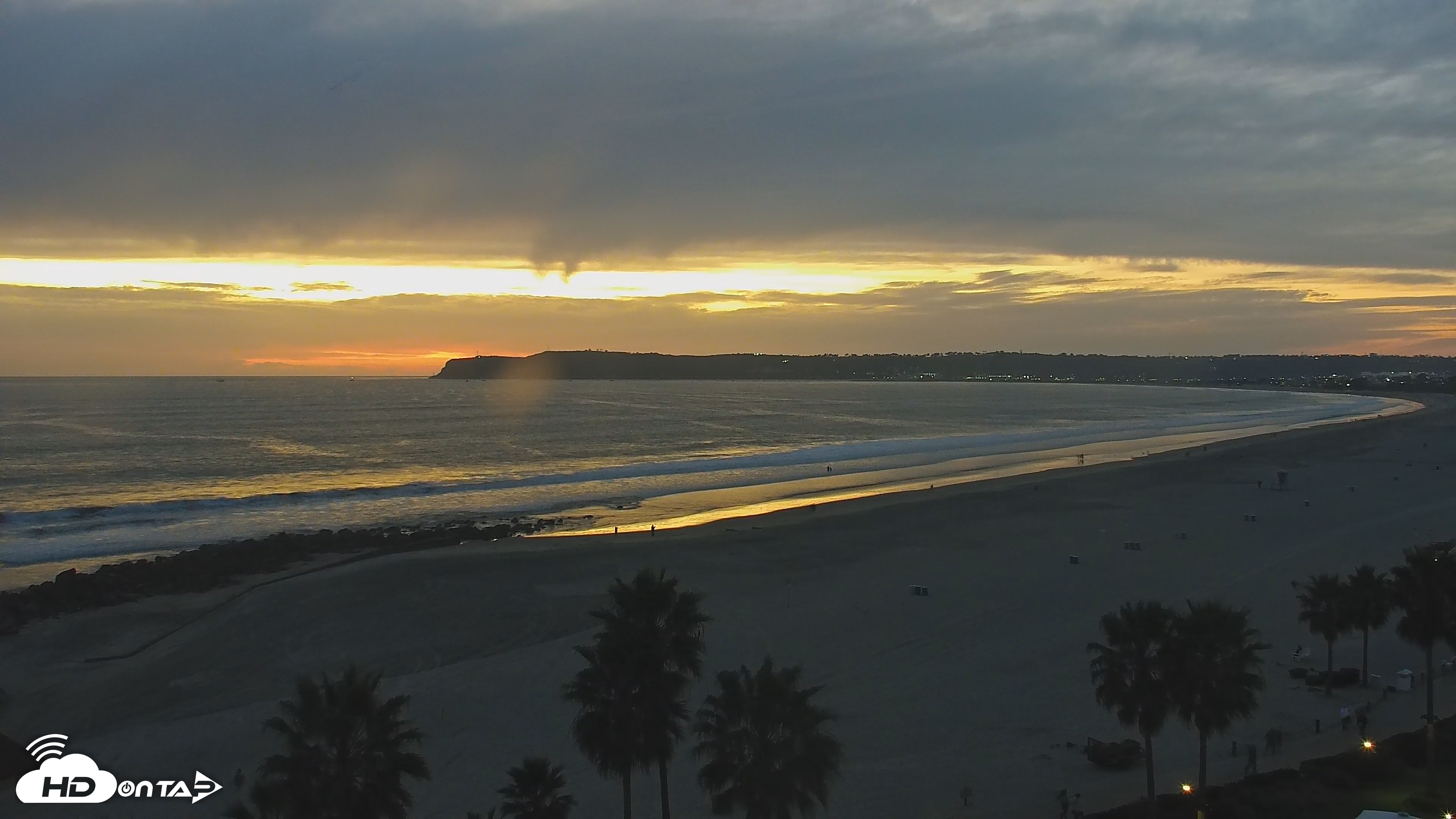 Snapshot of Hotel Del Coronado 4K Roaming Live Cam taken Feb 6, 2026, 5:44pm PST