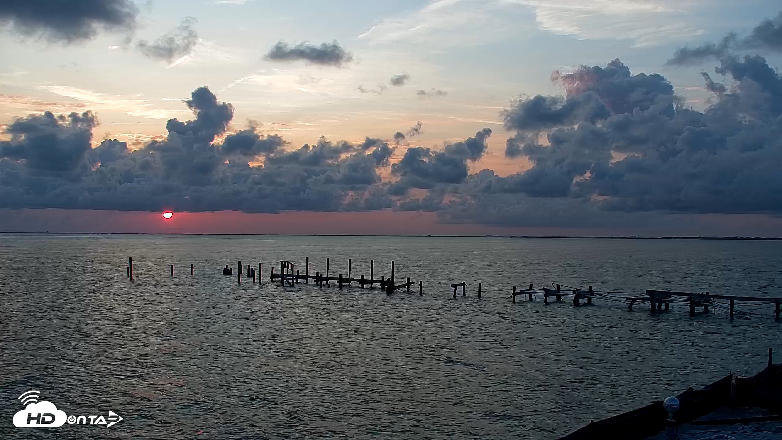 Snapshot of Rod & Reel Pier Live Webcam taken May 22, 2025, 6:47am EDT