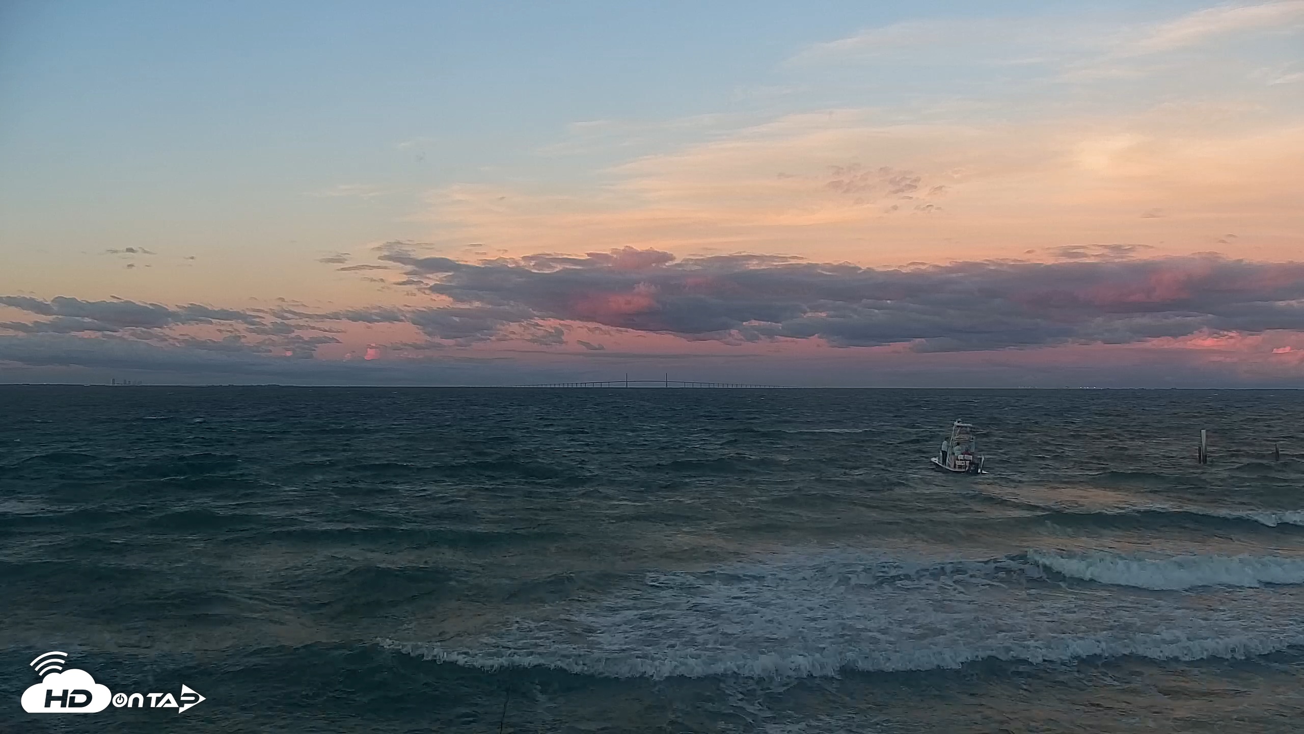 Snapshot of Rod & Reel Pier Live Webcam taken Oct 10, 2025, 7:07pm EDT