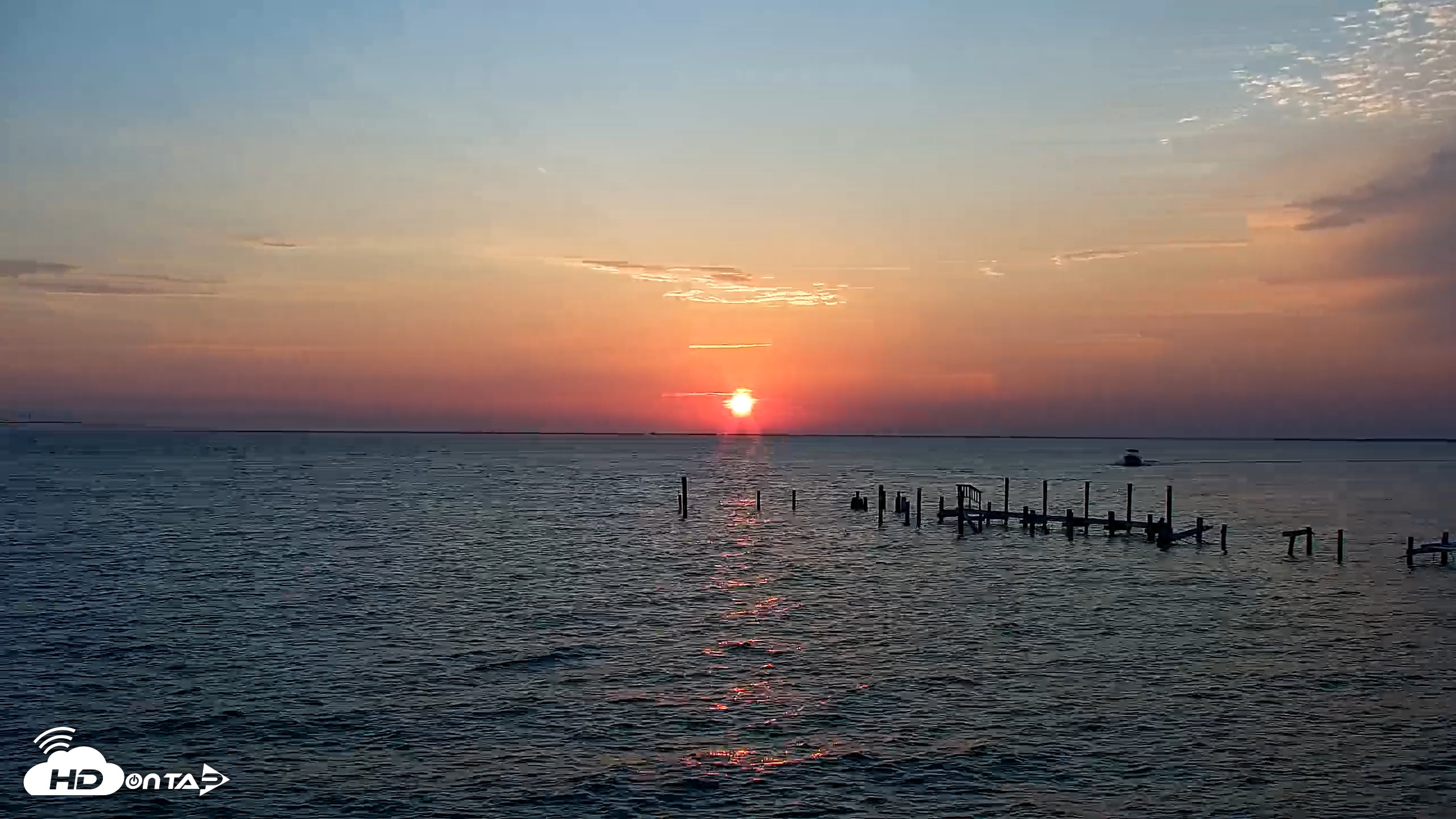 Snapshot of Rod & Reel Pier Live Webcam taken May 23, 2025, 6:46am EDT
