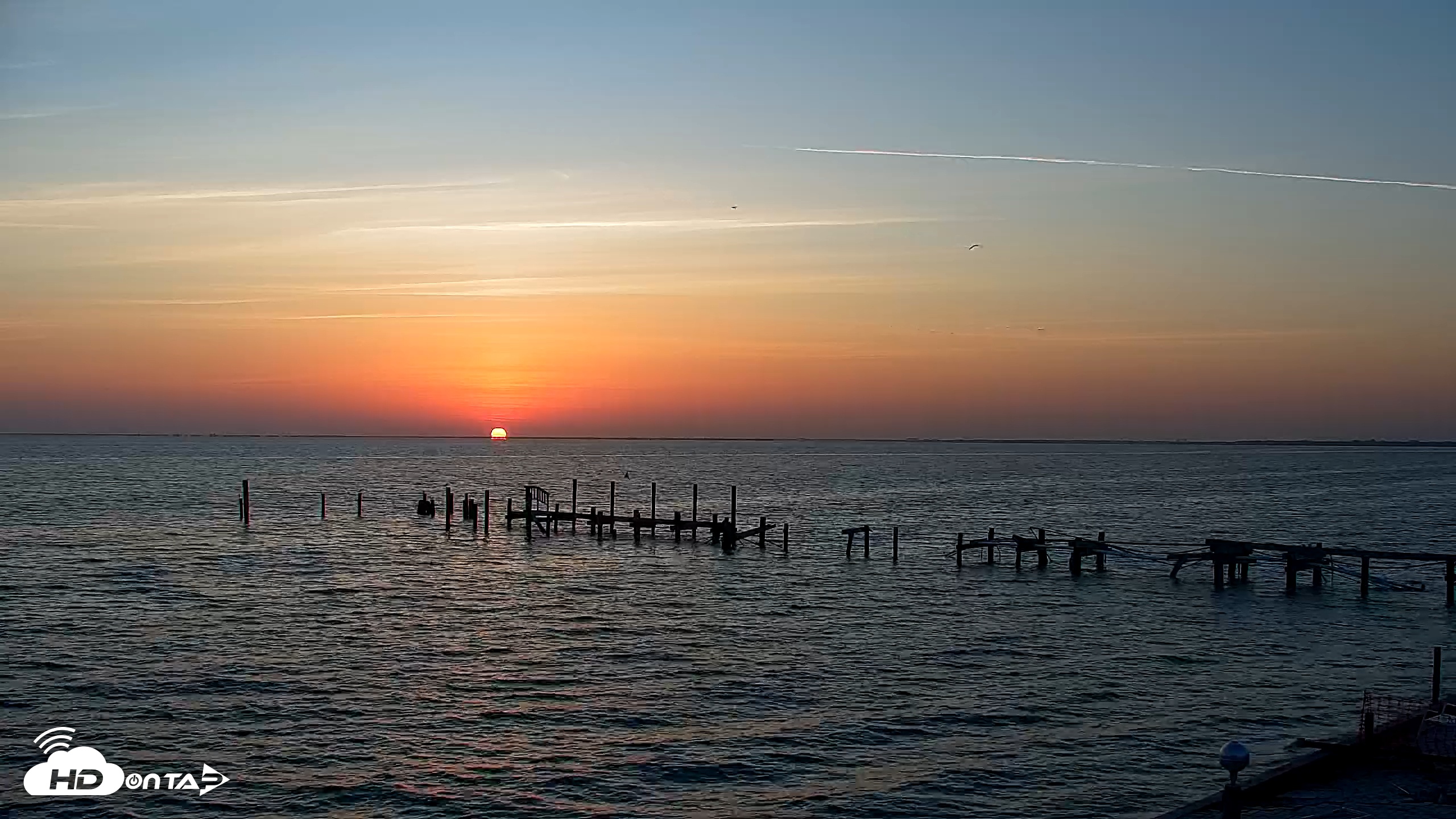 Snapshot of Rod & Reel Pier Live Webcam taken Apr 27, 2025, 6:57am EDT