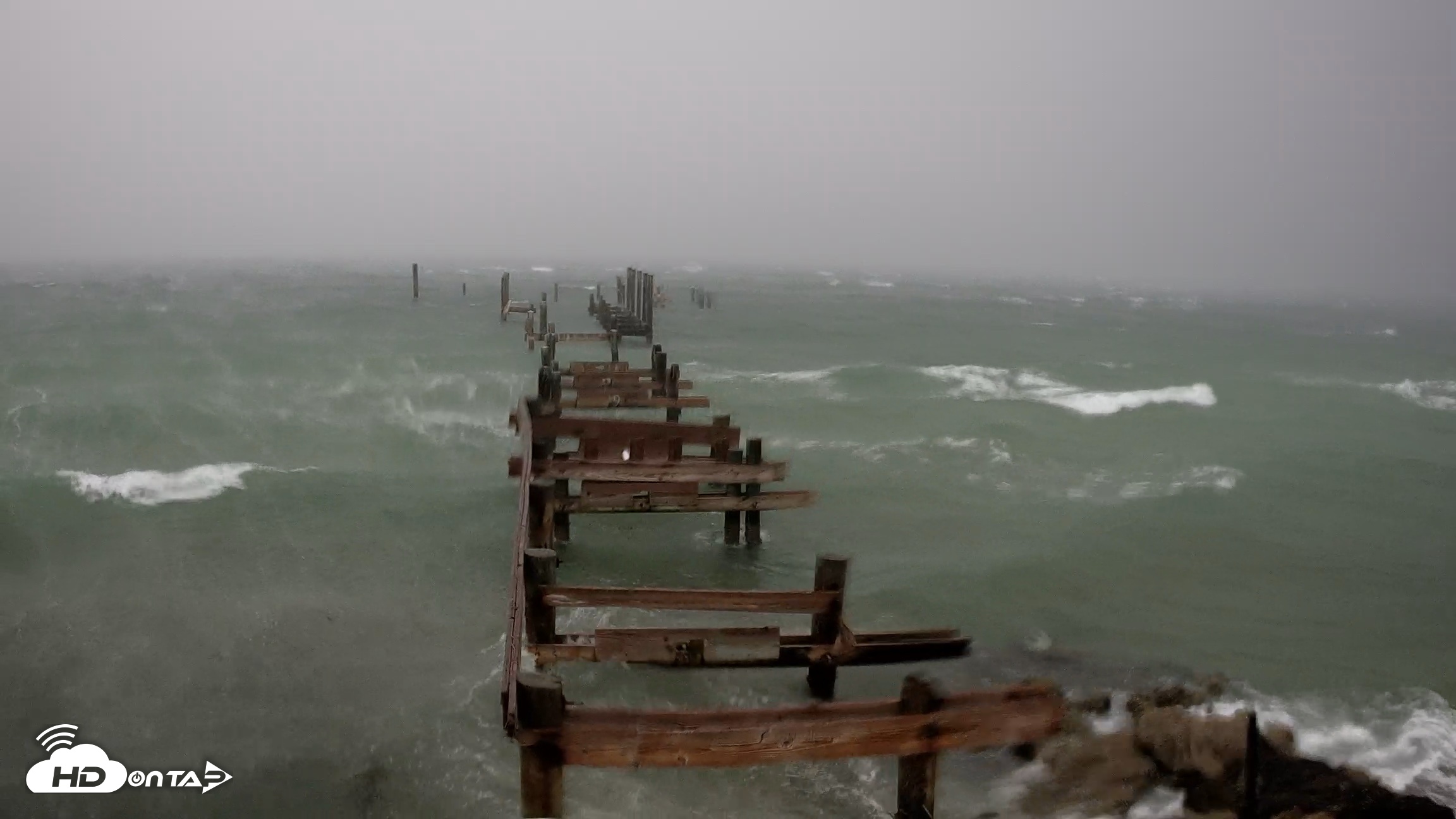 Snapshot of Rod & Reel Pier Live Webcam taken Sep 1, 2026, 6:44pm EDT
