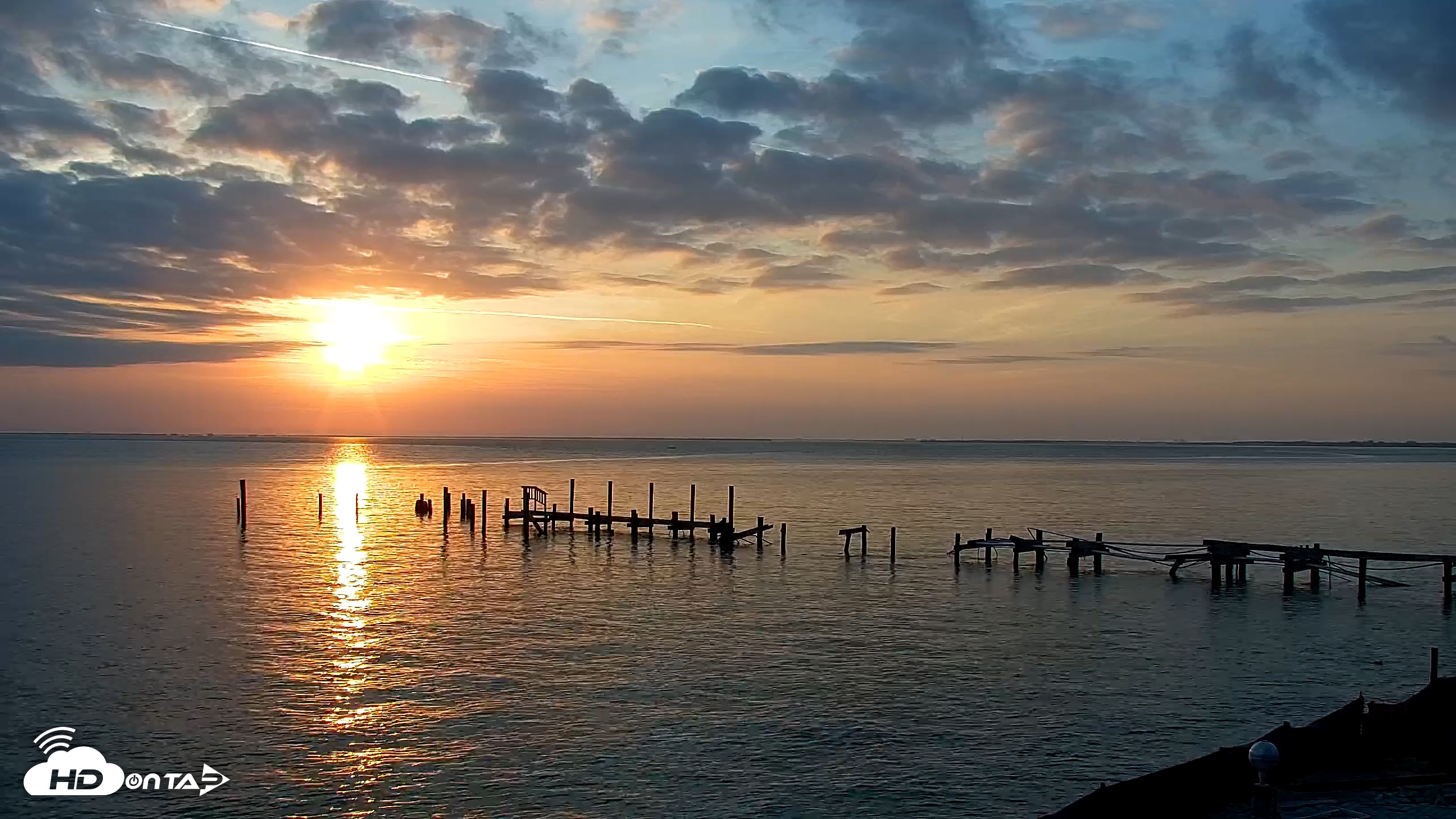 Snapshot of Rod & Reel Pier Live Webcam taken May 20, 2025, 6:57am EDT