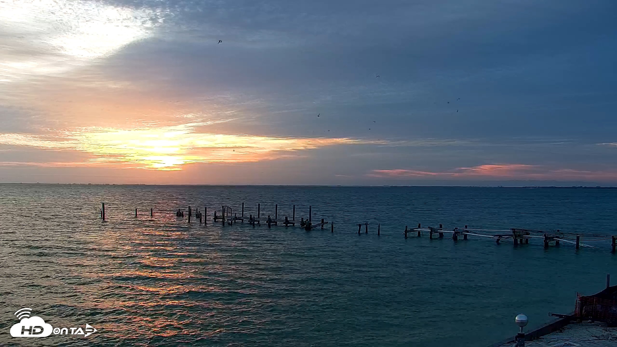 Snapshot of Rod & Reel Pier Live Webcam taken May 10, 2025, 6:51am EDT