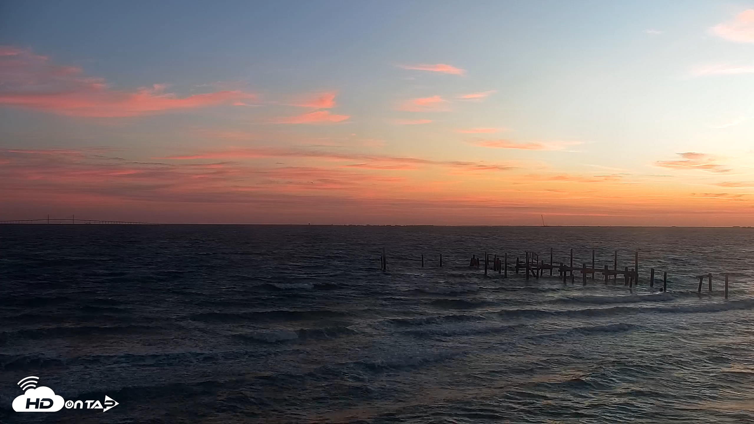 Snapshot of Rod & Reel Pier Live Webcam taken Oct 24, 2025, 7:30am EDT