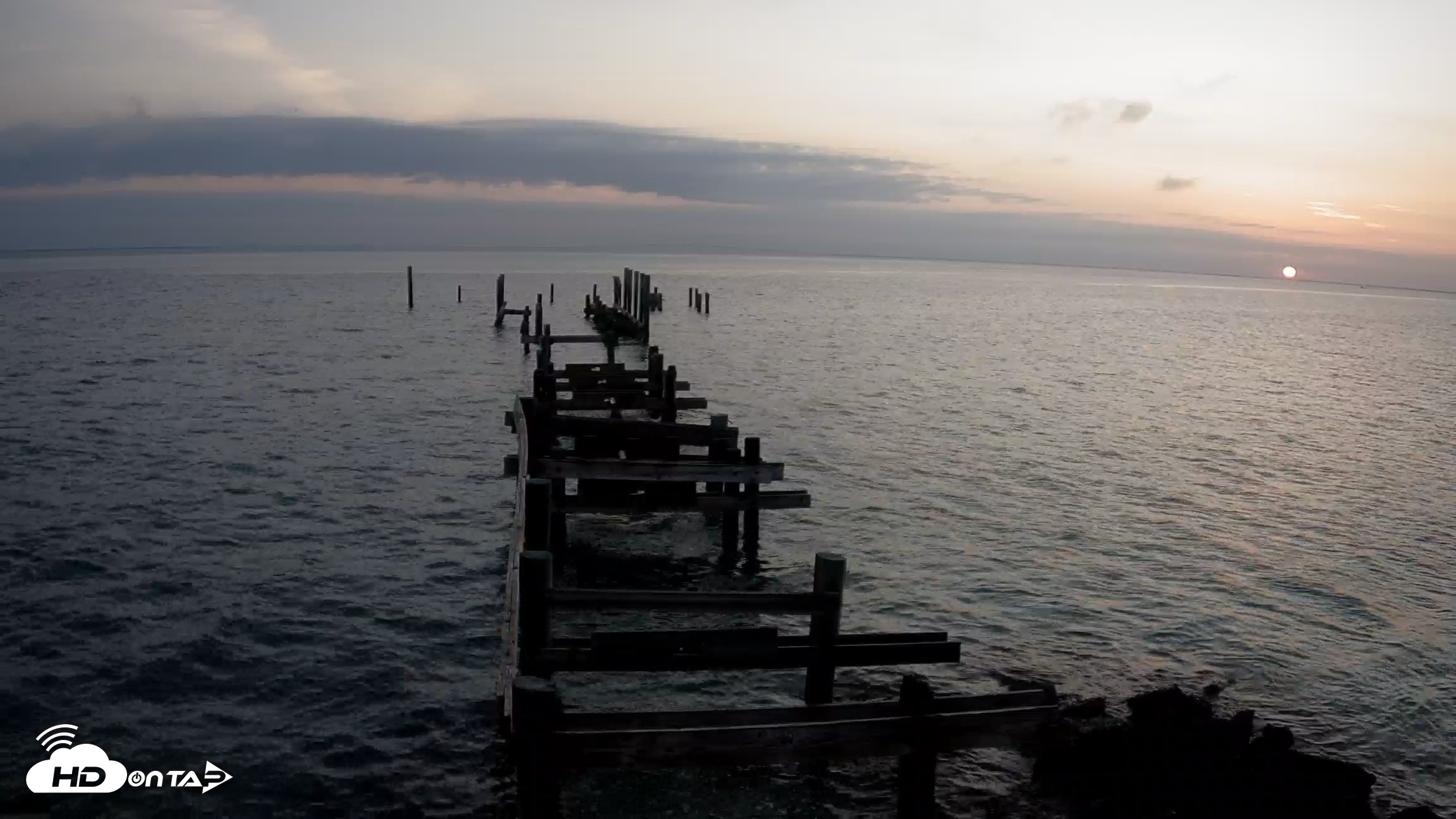 Snapshot of Rod & Reel Pier Live Webcam taken May 8, 2026, 6:50am EDT
