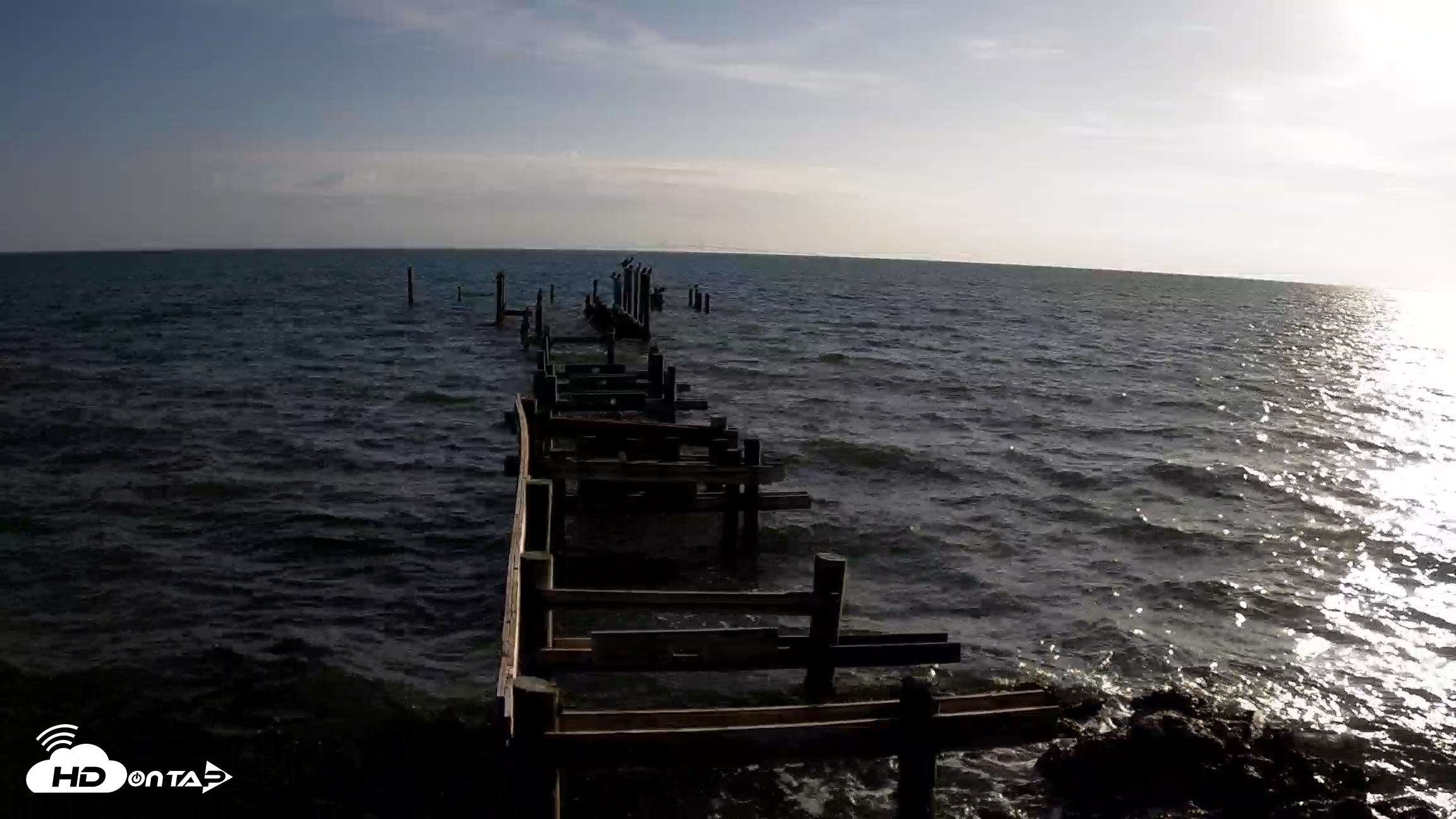 Snapshot of Rod & Reel Pier Live Webcam taken May 5, 2026, 8:14am EDT