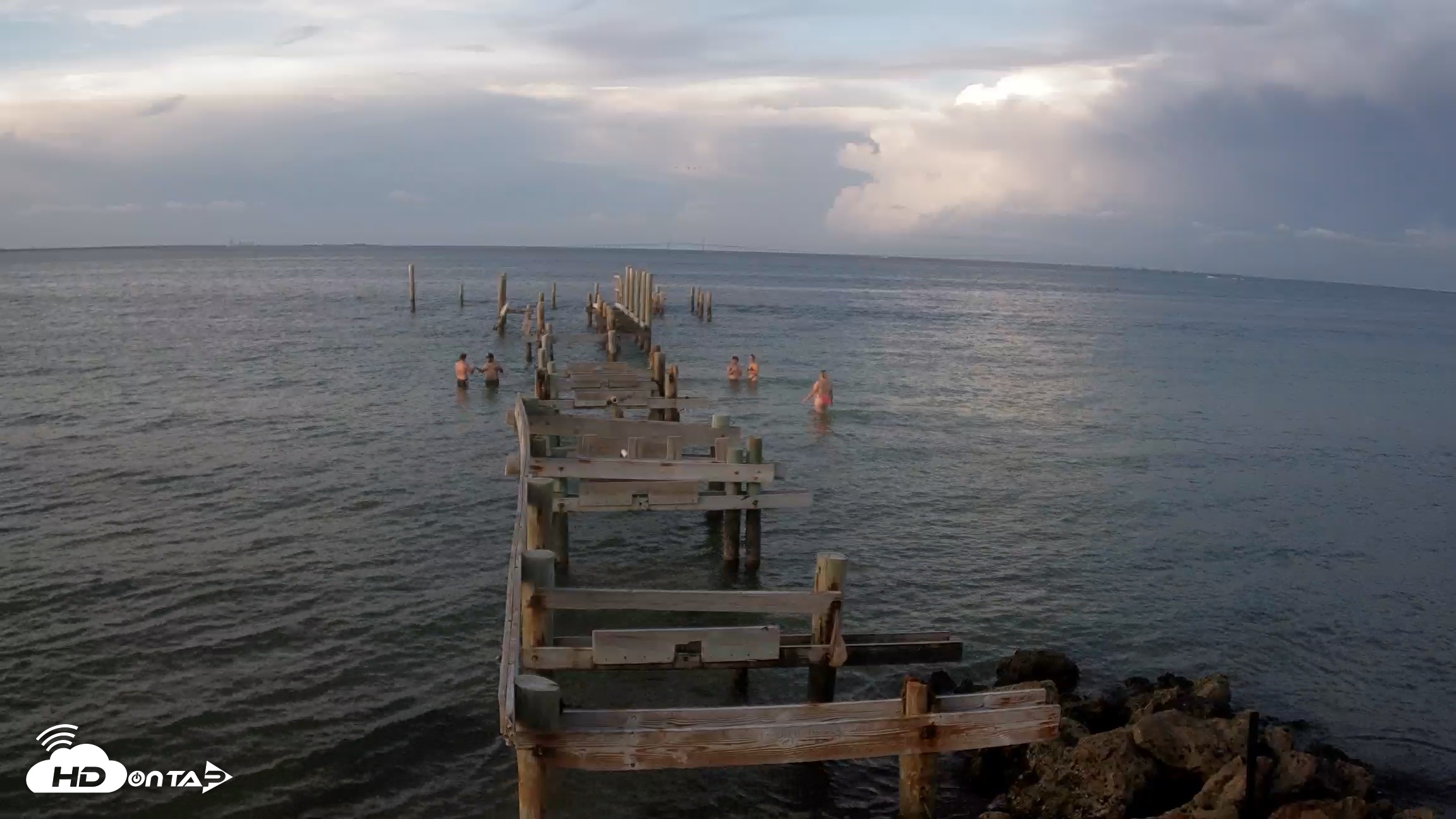 Snapshot of Rod & Reel Pier Live Webcam taken Jun 13, 2026, 8:17pm EDT