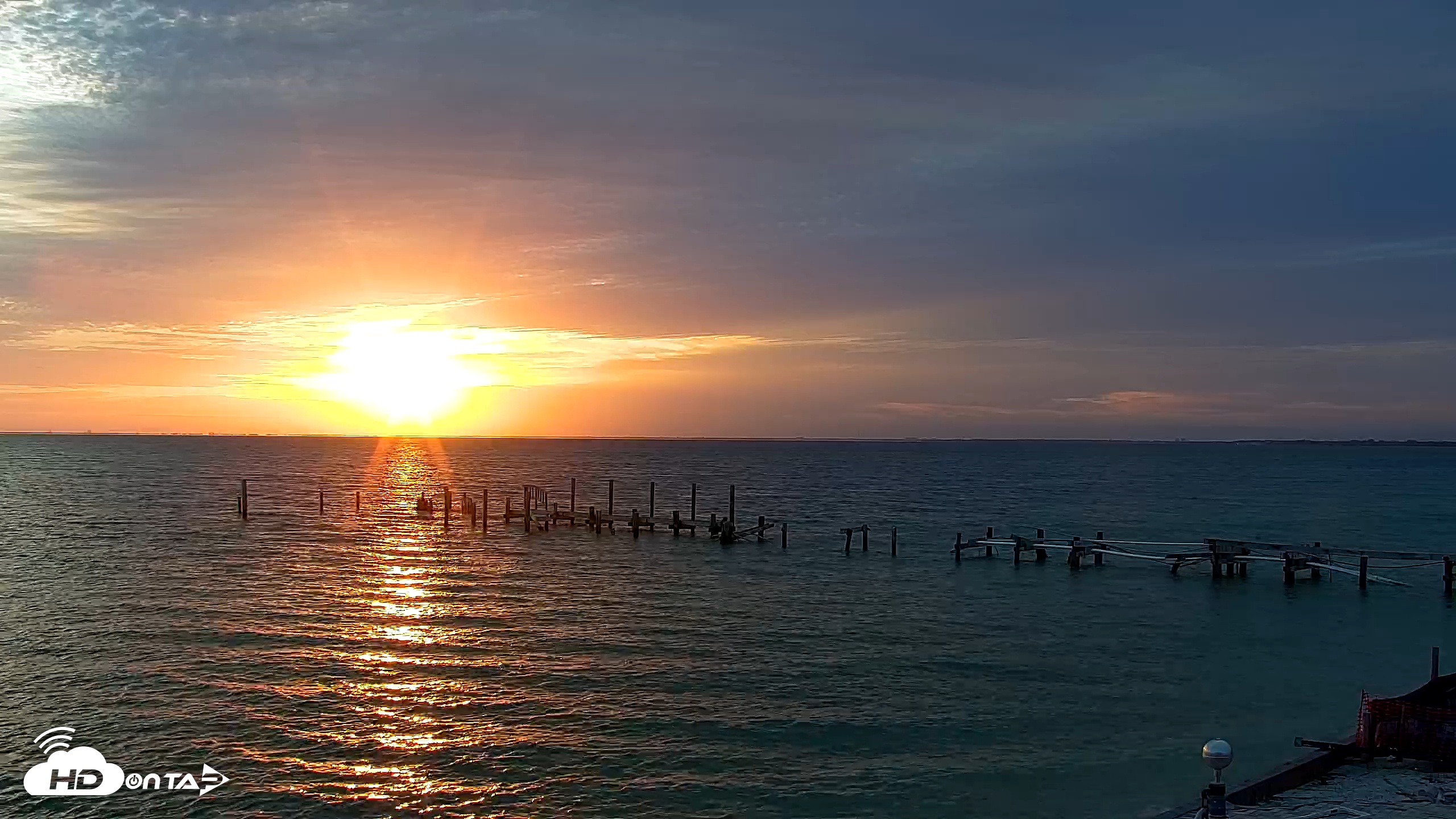 Snapshot of Rod & Reel Pier Live Webcam taken May 10, 2025, 6:58am EDT
