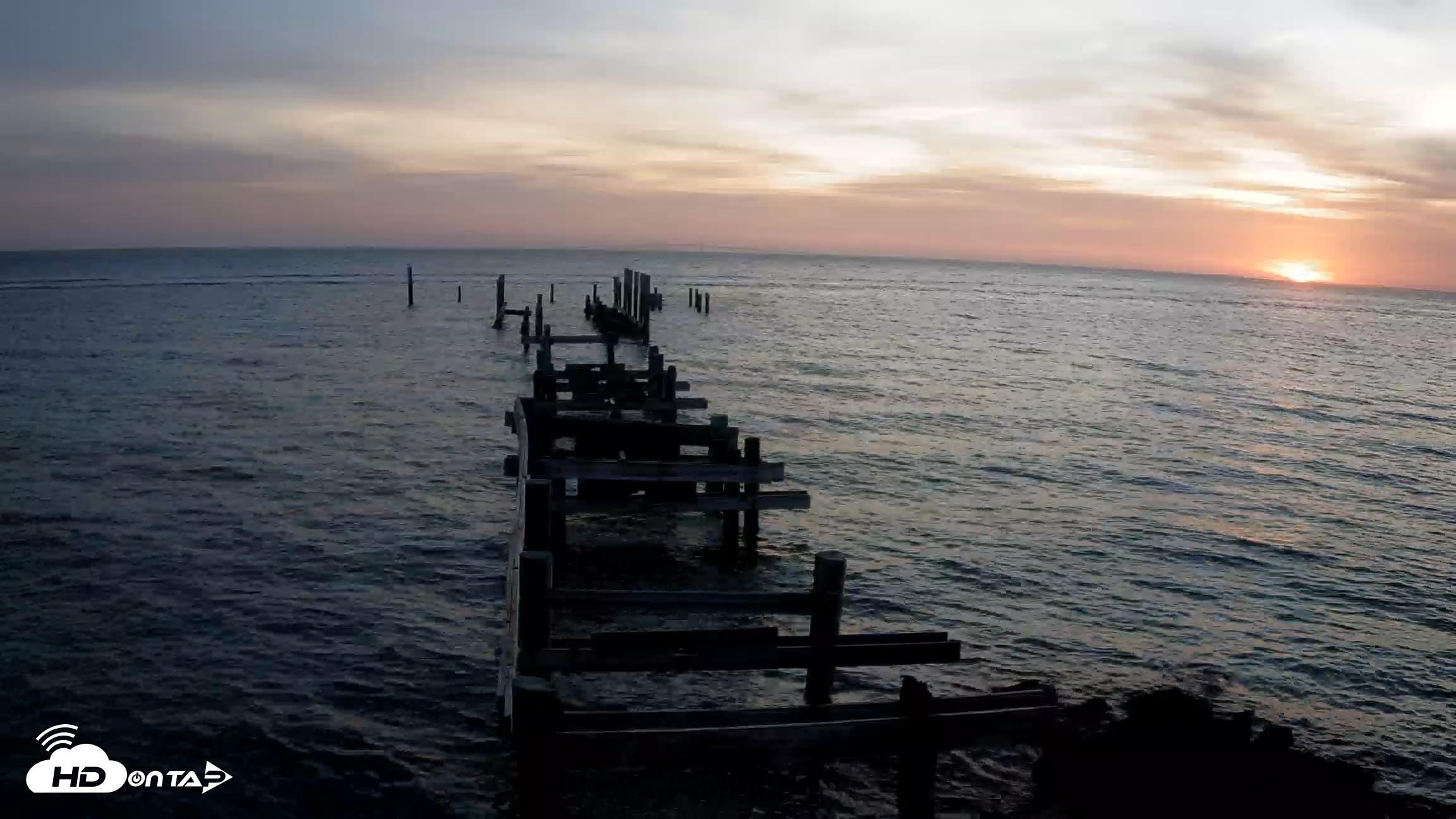 Snapshot of Rod & Reel Pier Live Webcam taken May 6, 2026, 6:51am EDT