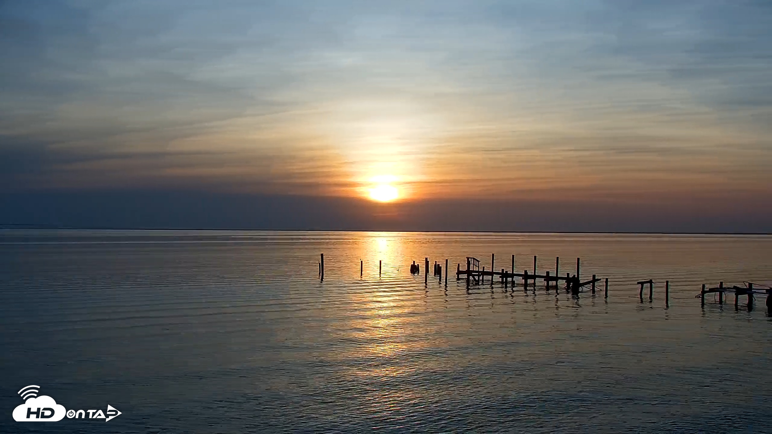 Snapshot of Rod & Reel Pier Live Webcam taken May 17, 2025, 6:55am EDT