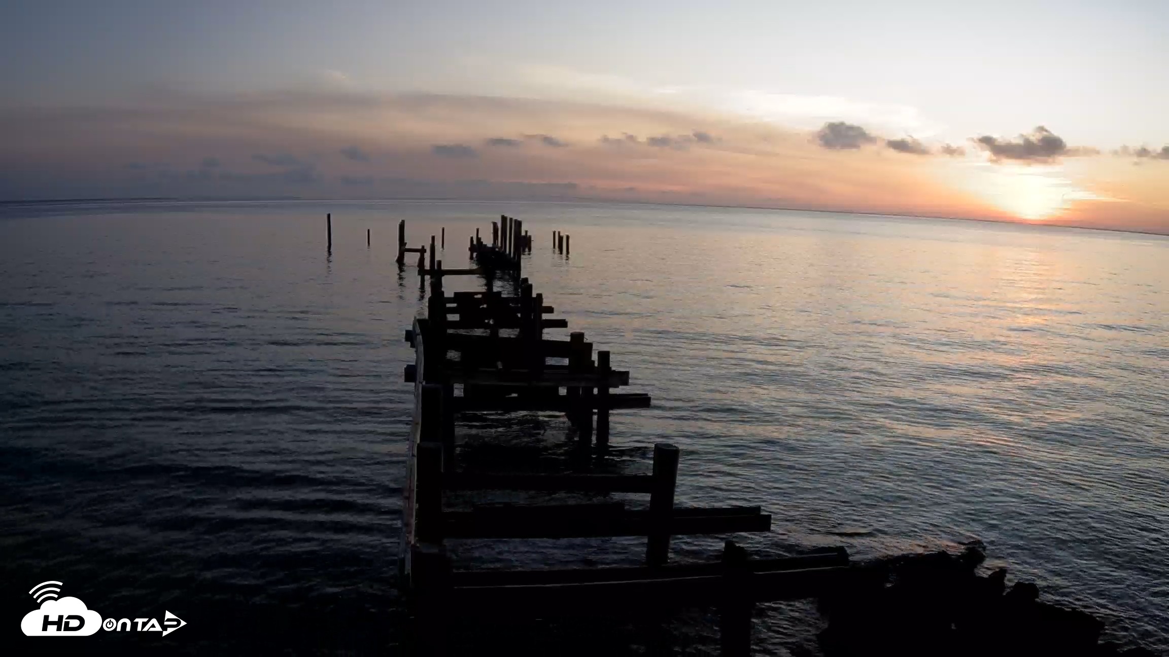 Snapshot of Rod & Reel Pier Live Webcam taken May 7, 2026, 6:46am EDT