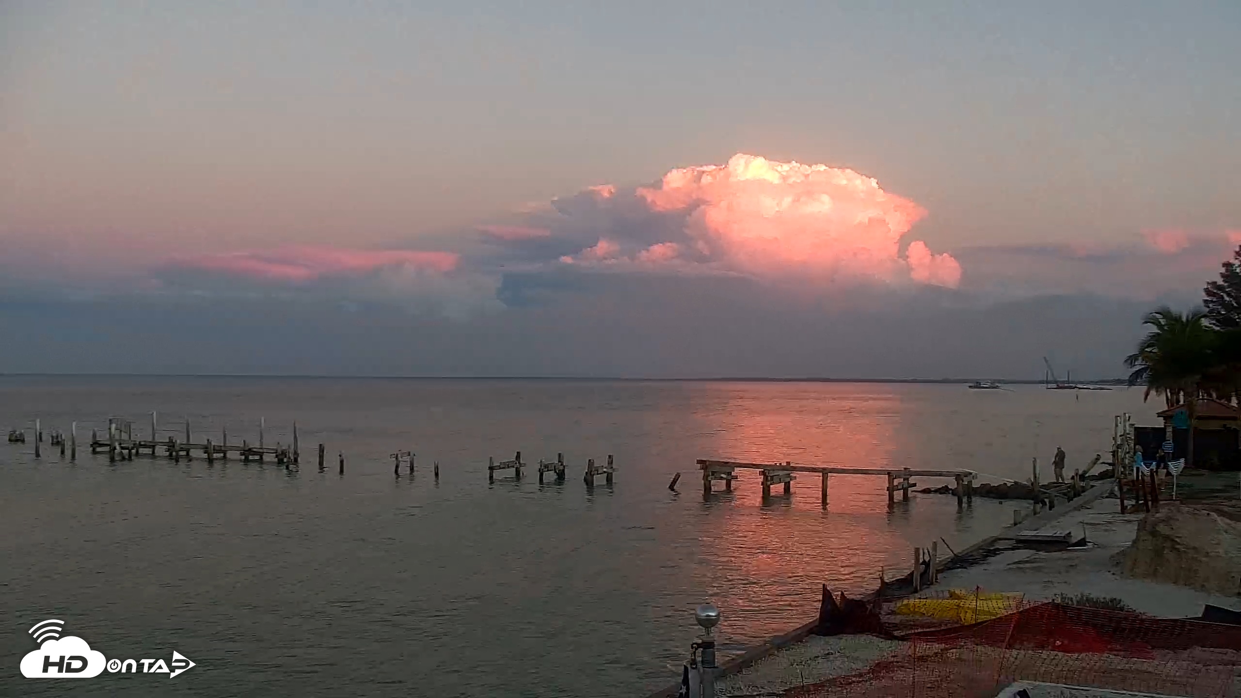 Snapshot of Rod & Reel Pier Live Webcam taken Nov 9, 2025, 5:47pm EST