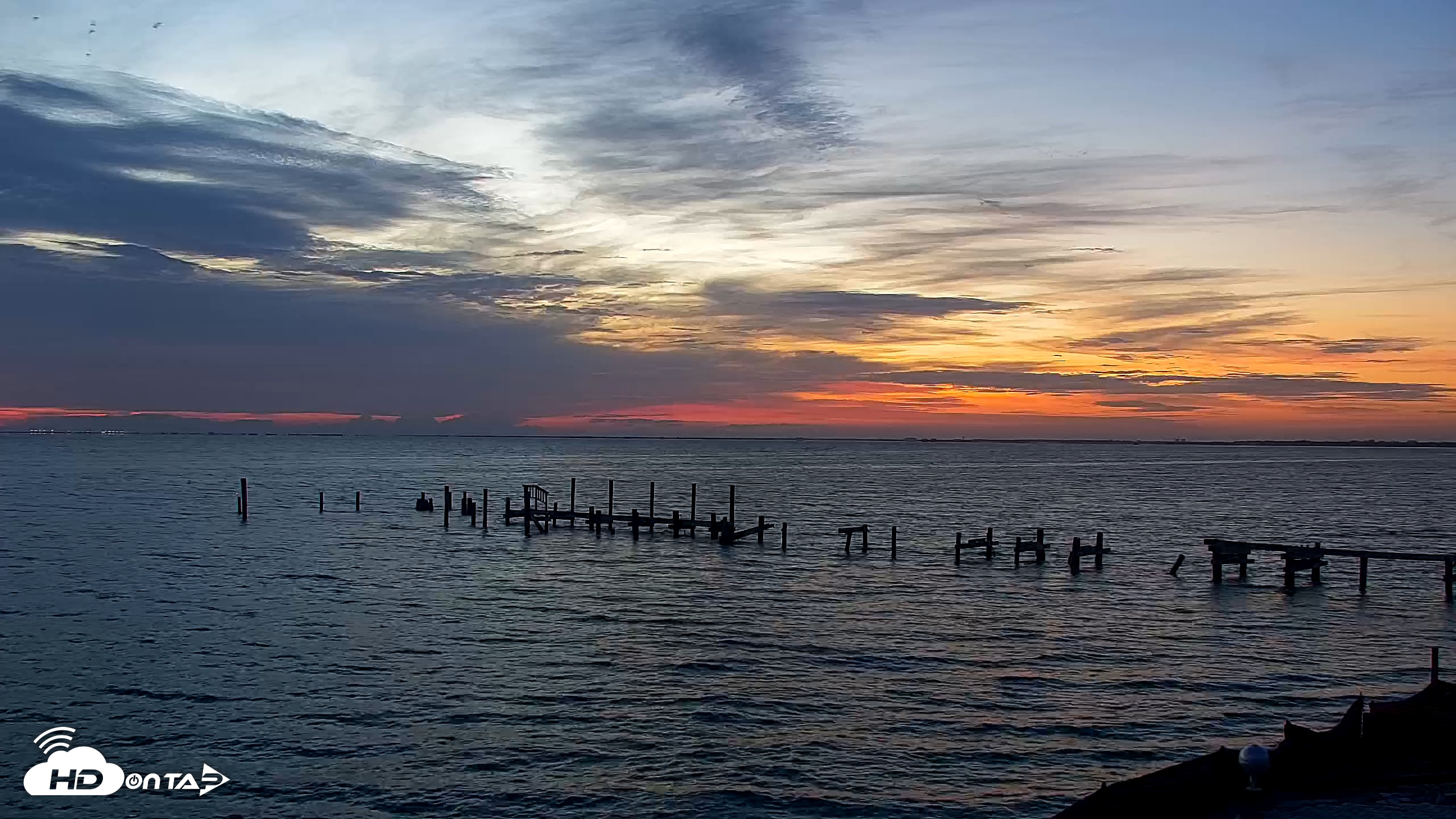 Snapshot of Rod & Reel Pier Live Webcam taken Jun 27, 2025, 6:23am EDT