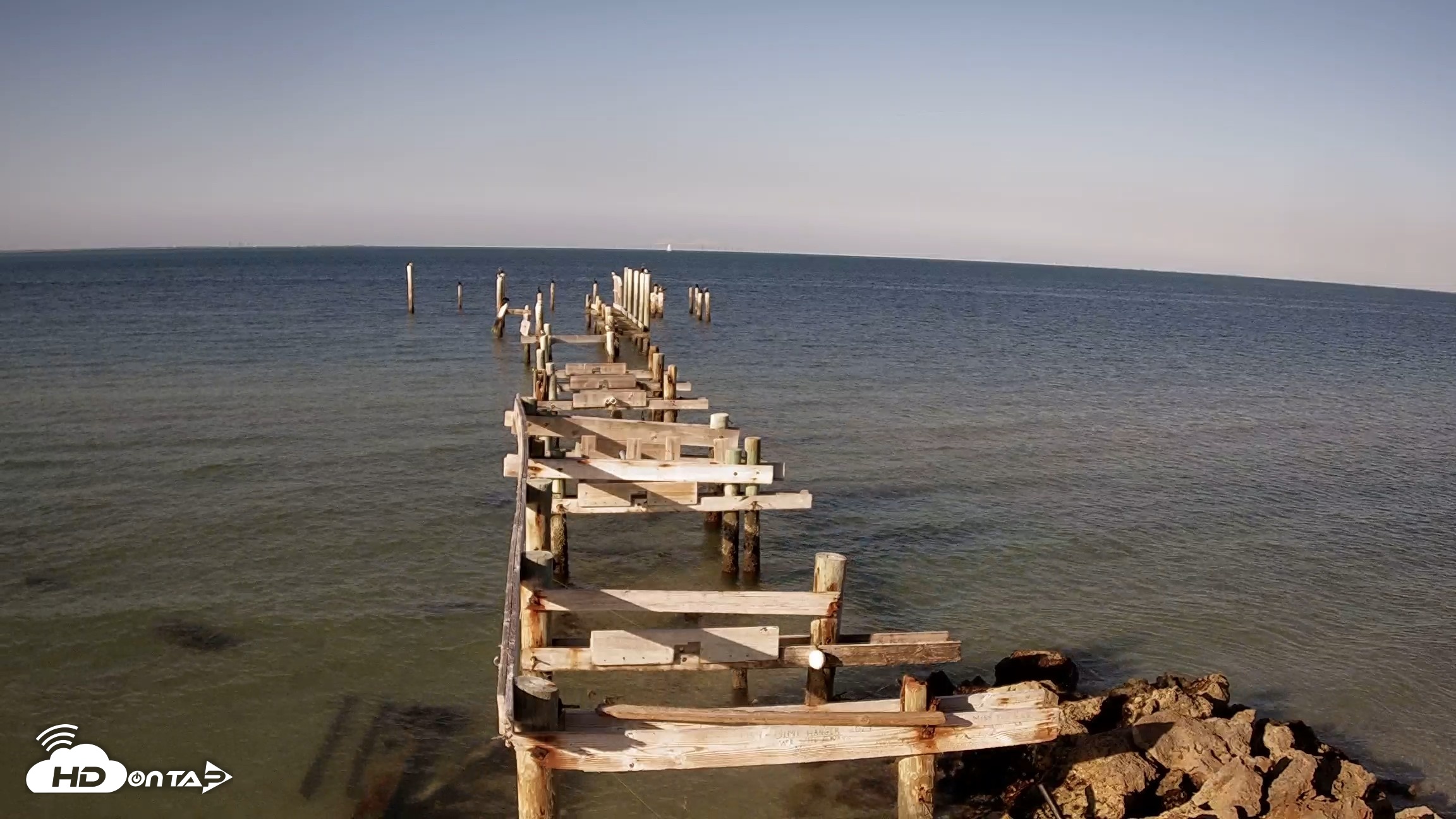 Snapshot of Rod & Reel Pier Live Webcam taken Apr 17, 2026, 6:25pm EDT