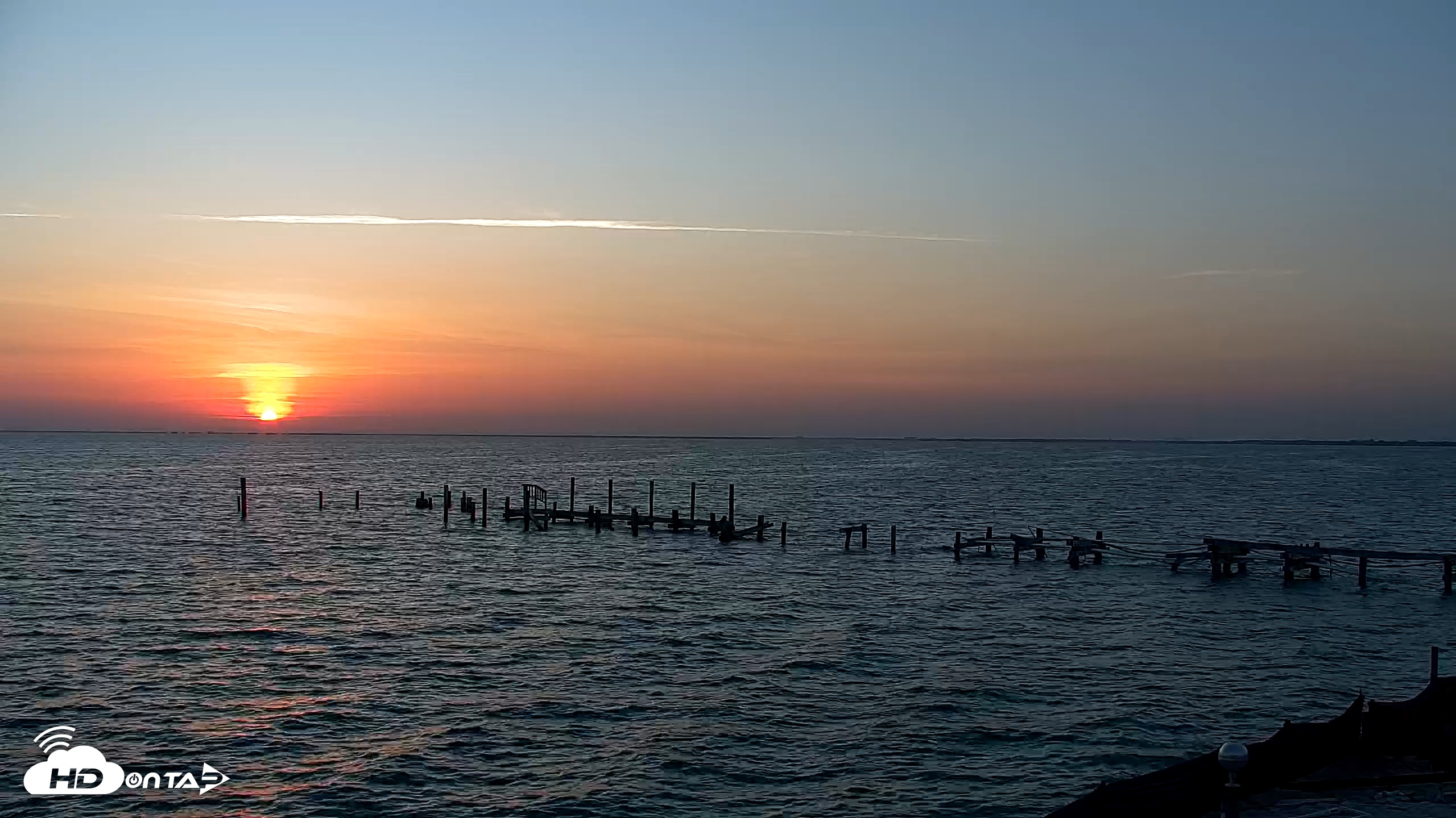 Snapshot of Rod & Reel Pier Live Webcam taken May 27, 2025, 6:42am EDT