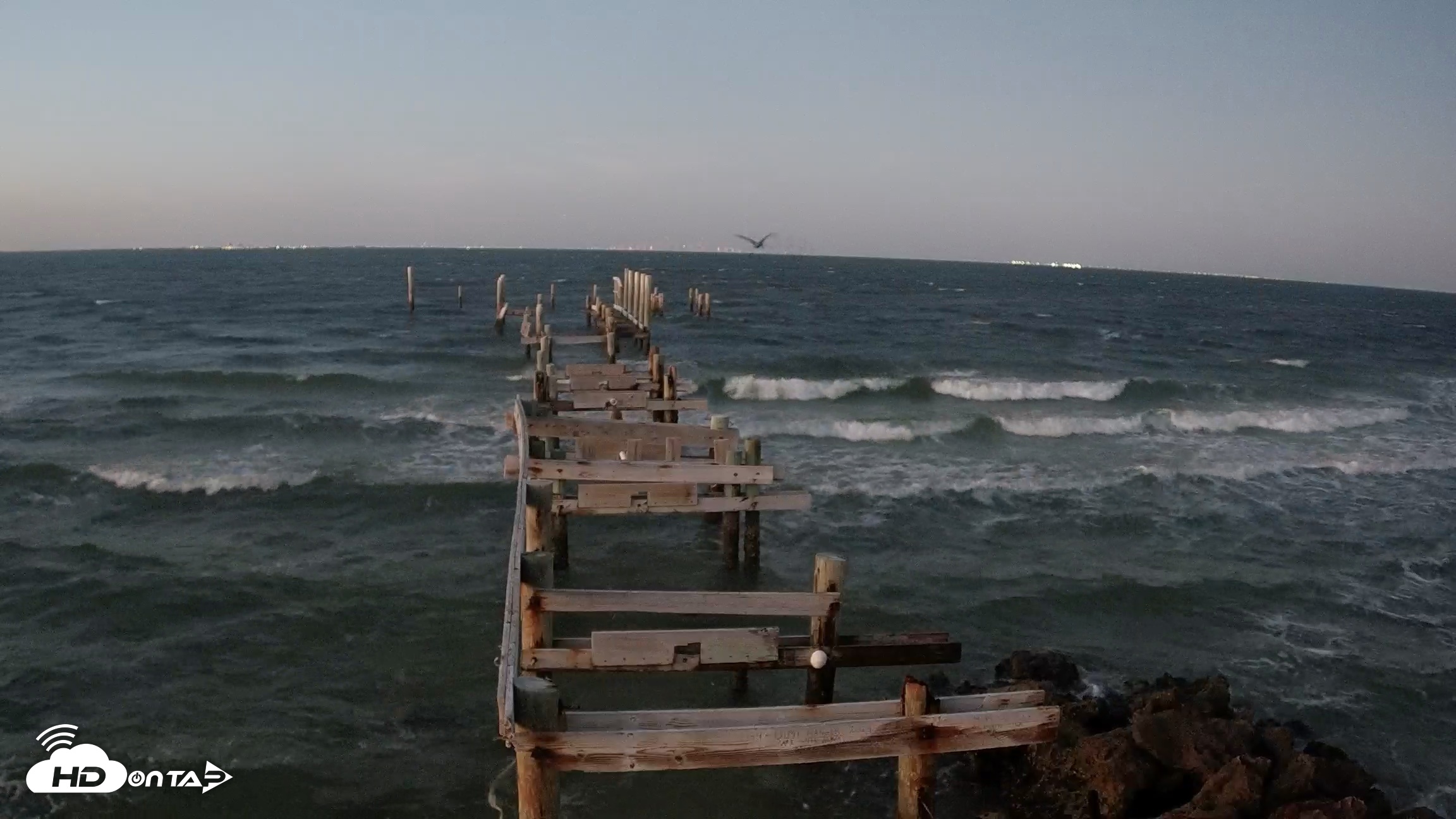 Snapshot of Rod & Reel Pier Live Webcam taken Apr 21, 2026, 8:20pm EDT