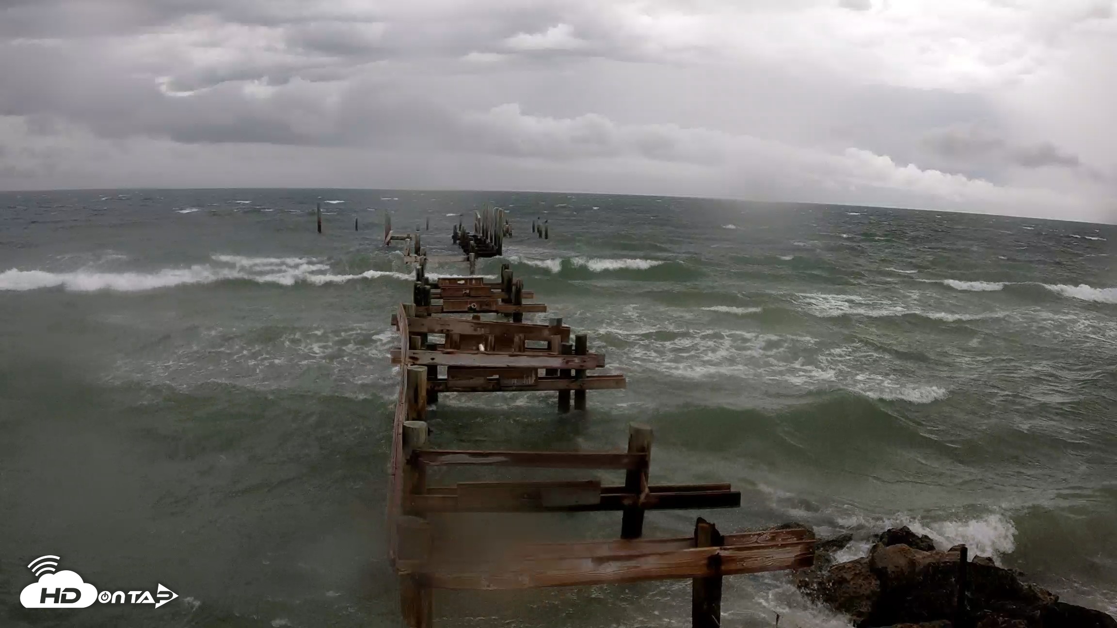 Snapshot of Rod & Reel Pier Live Webcam taken Aug 31, 2026, 6:53pm EDT