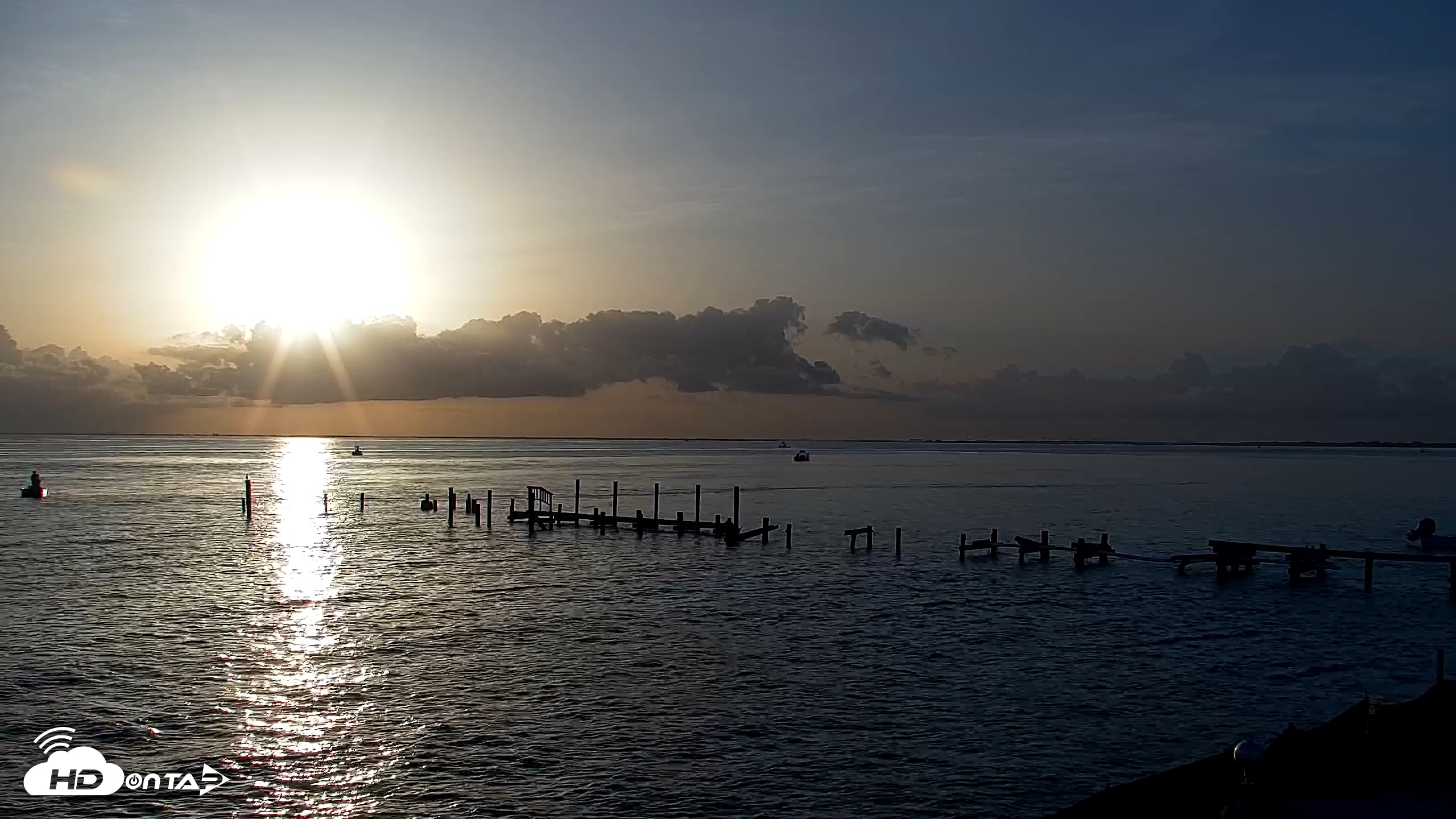 Snapshot of Rod & Reel Pier Live Webcam taken Jun 7, 2025, 7:05am EDT