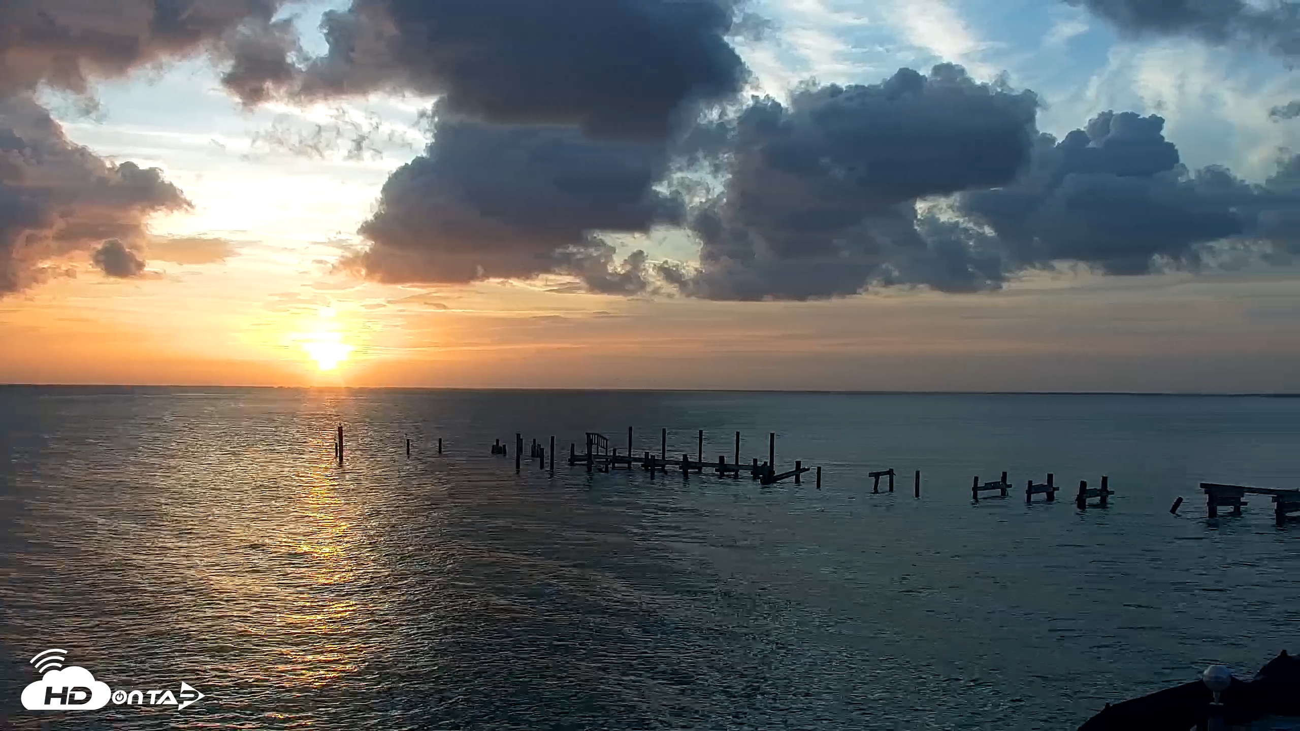 Snapshot of Rod & Reel Pier Live Webcam taken Jul 2, 2025, 6:48am EDT