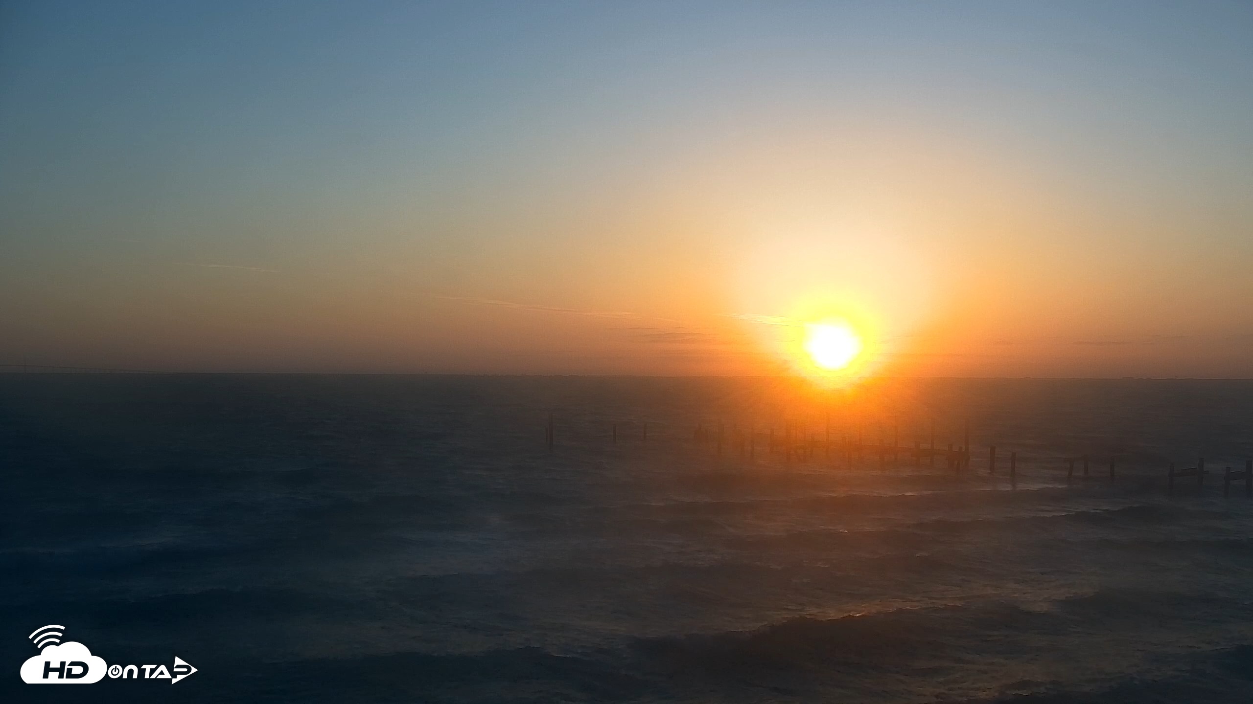 Snapshot of Anna Maria Island Florida Live Webcam taken Apr 21, 2026, 7:07am EDT