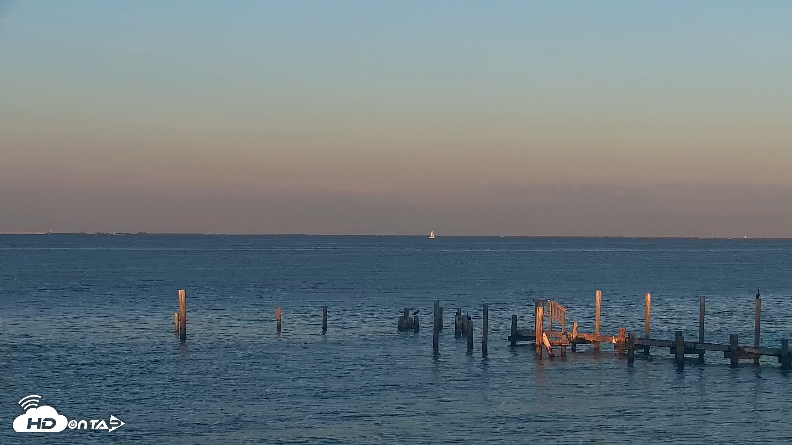 Snapshot of Anna Maria Island Florida Live Webcam taken Sep 28, 2026, 7:01pm EDT