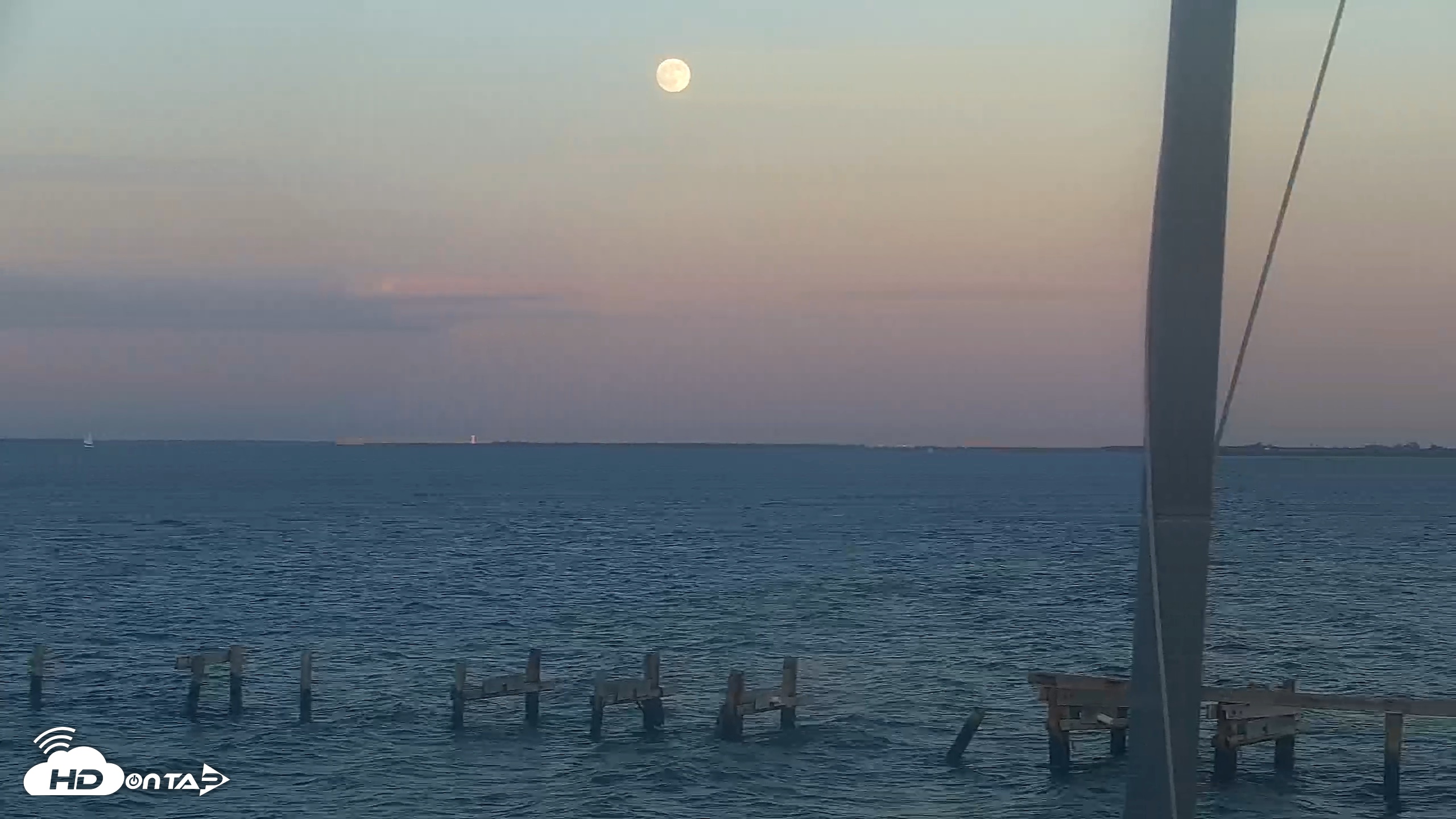 Snapshot of Anna Maria Island Florida Live Webcam taken Sep 25, 2026, 7:16pm EDT