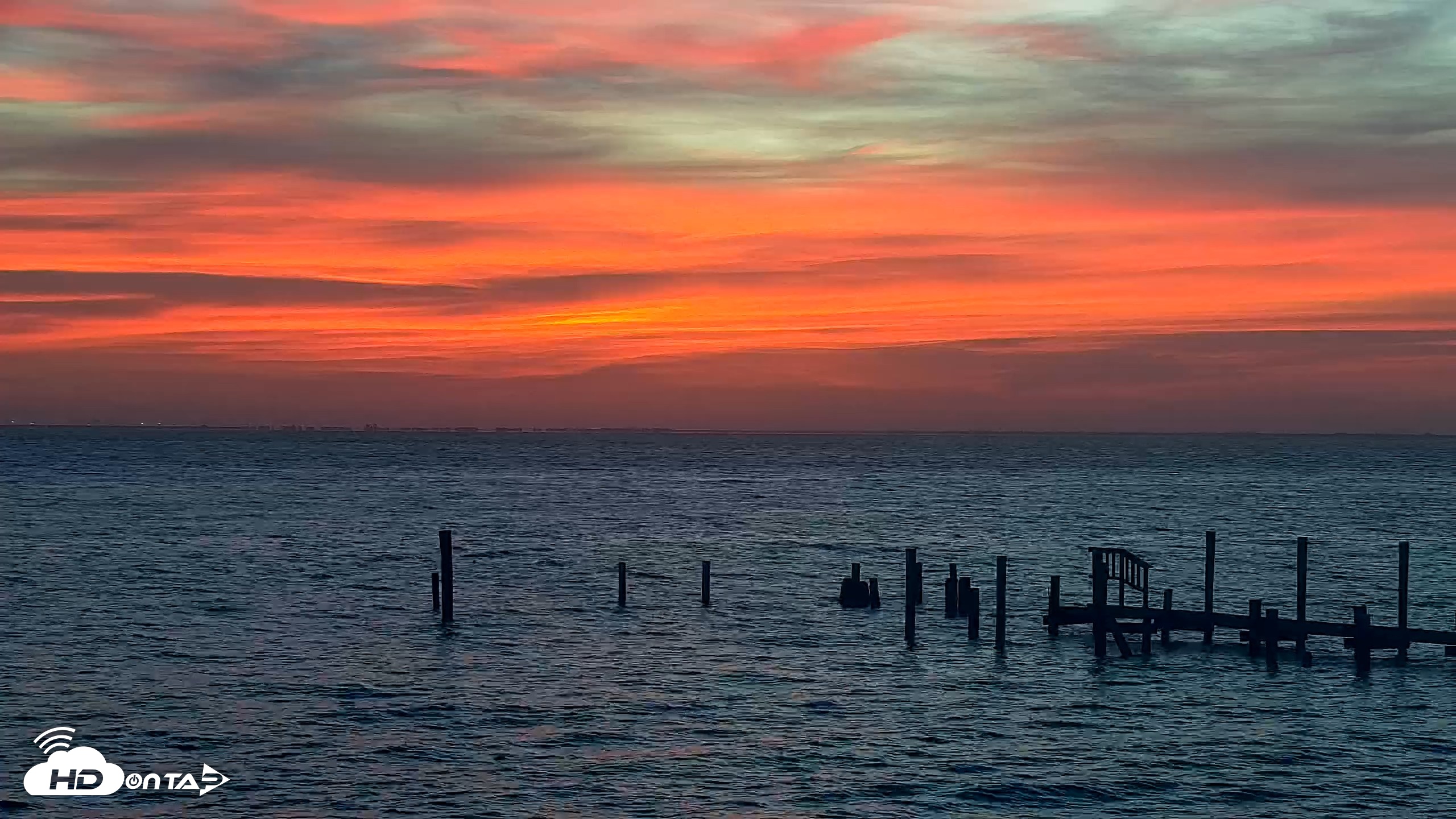 Snapshot of Anna Maria Island Florida Live Webcam taken May 6, 2026, 6:31am EDT