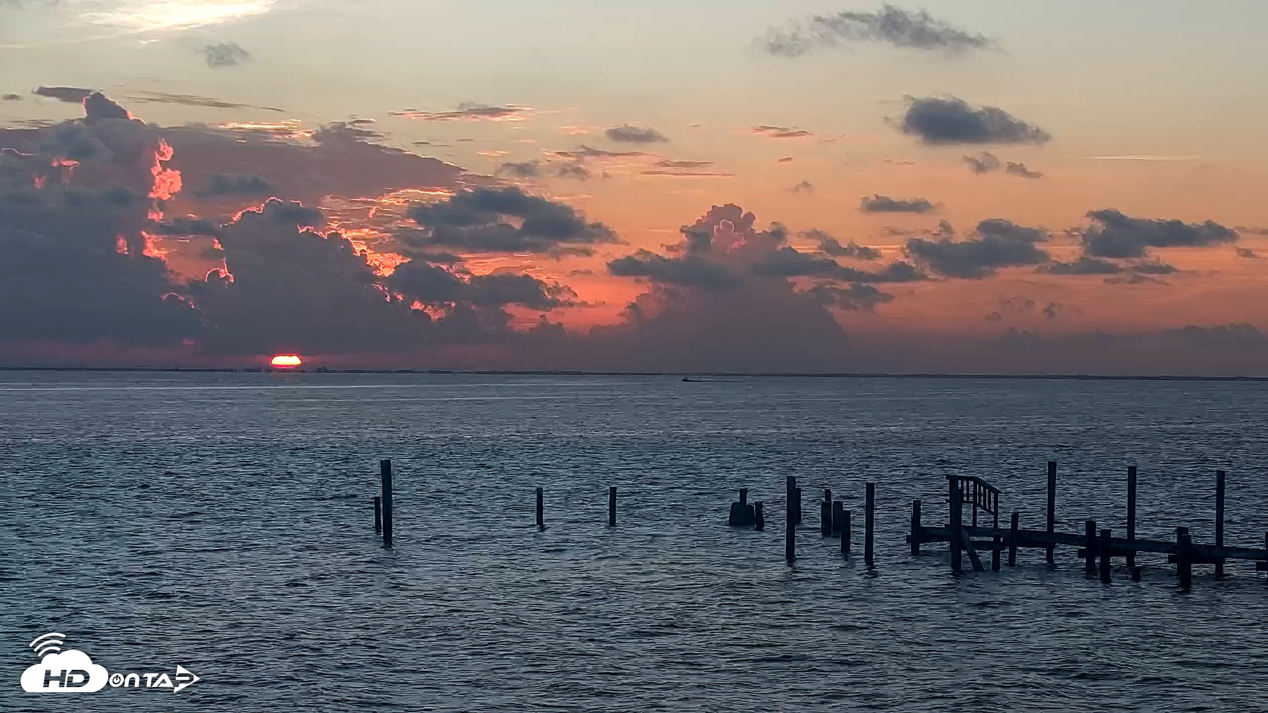 Snapshot of Anna Maria Island Florida Live Webcam taken Jun 20, 2026, 6:38am EDT