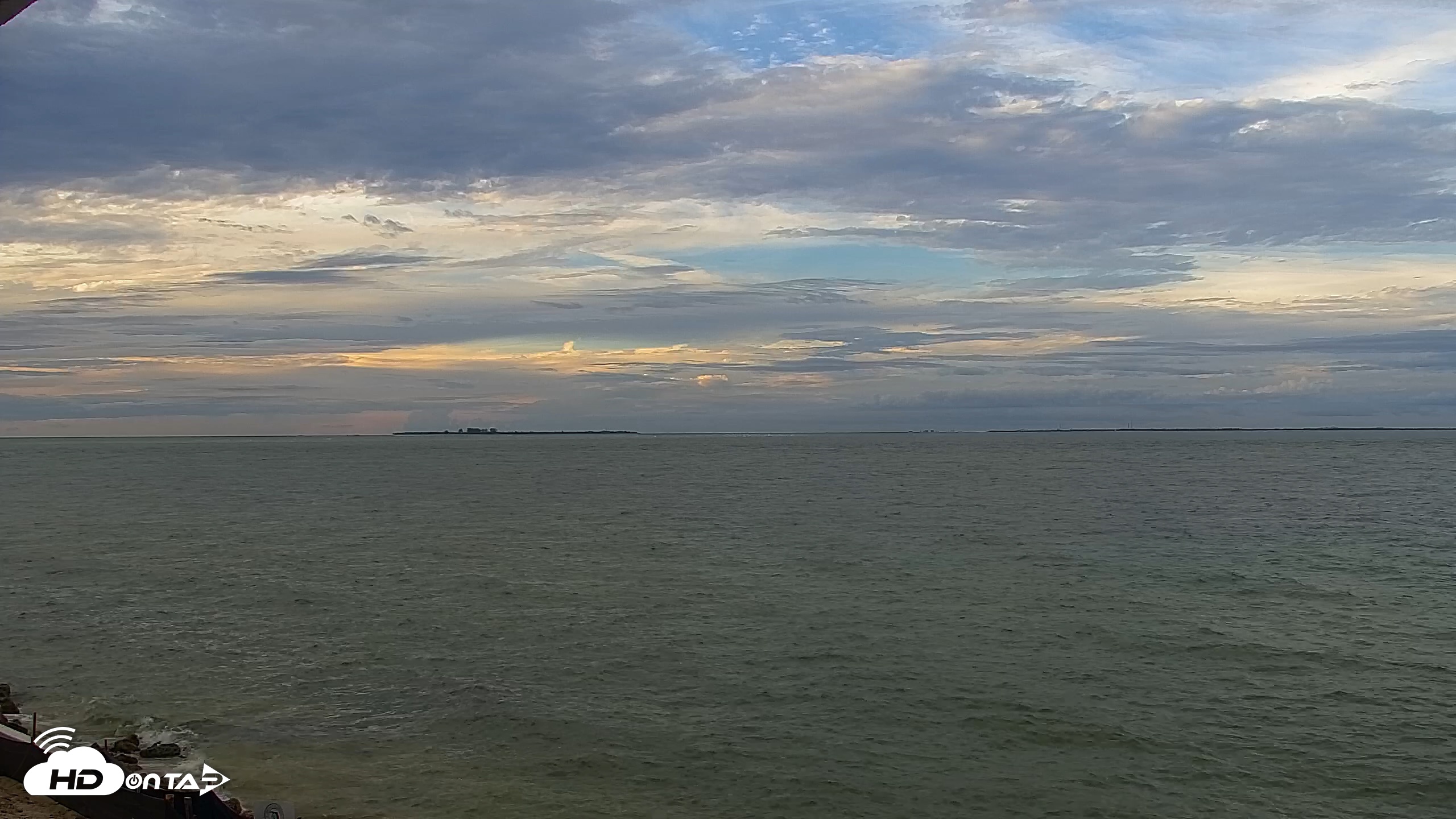 Snapshot of Anna Maria Island Florida Live Webcam taken Oct 1, 2026, 6:47pm EDT